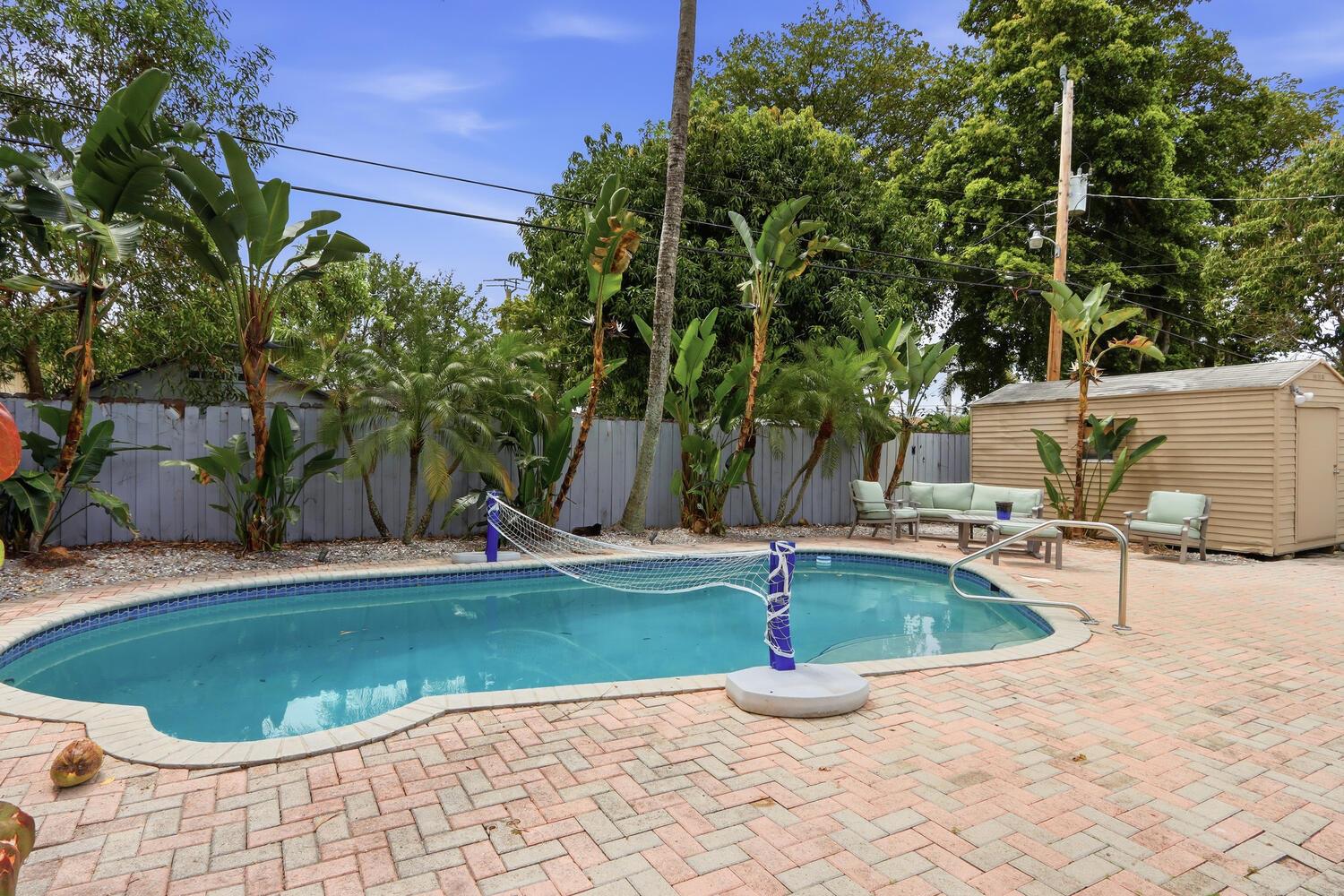 720 NE 7th Street