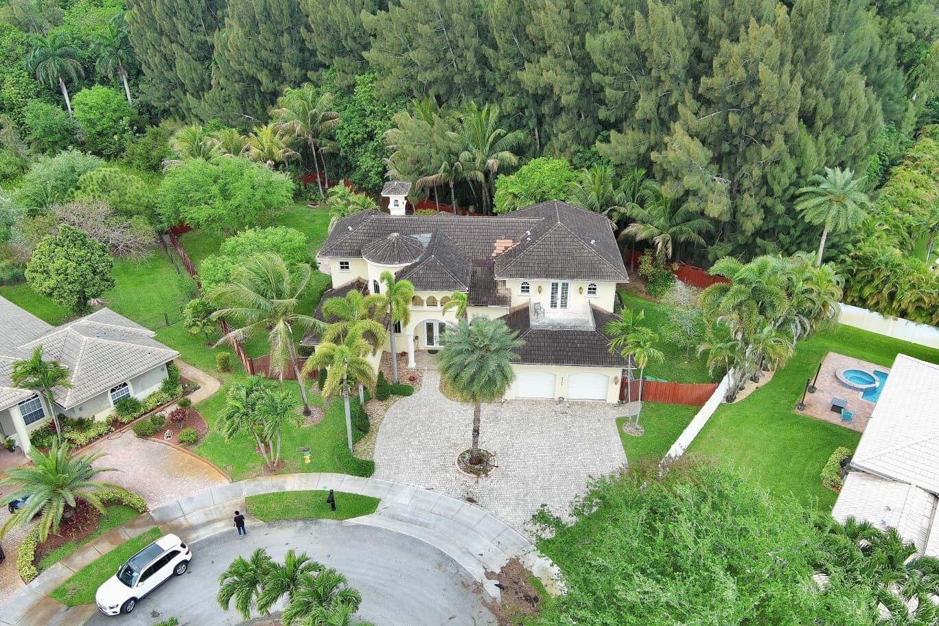 6301 SW 58th Court
