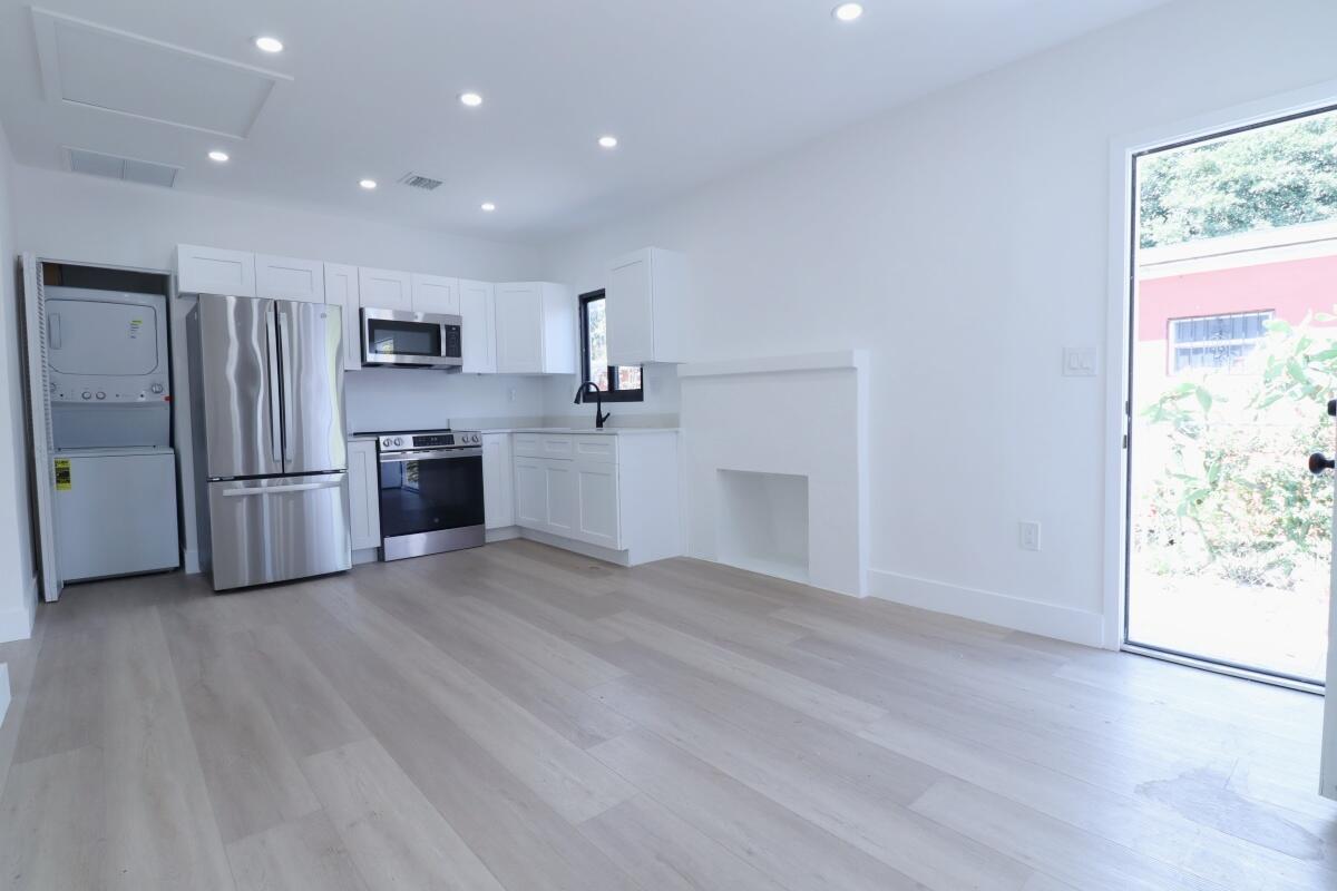 3040 NW 13th Avenue # 1
