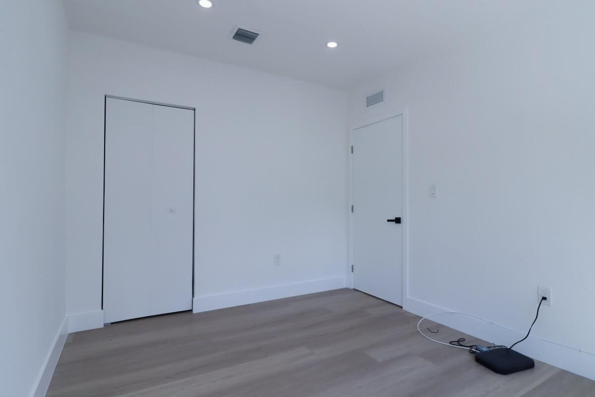 3040 NW 13th Avenue # 1