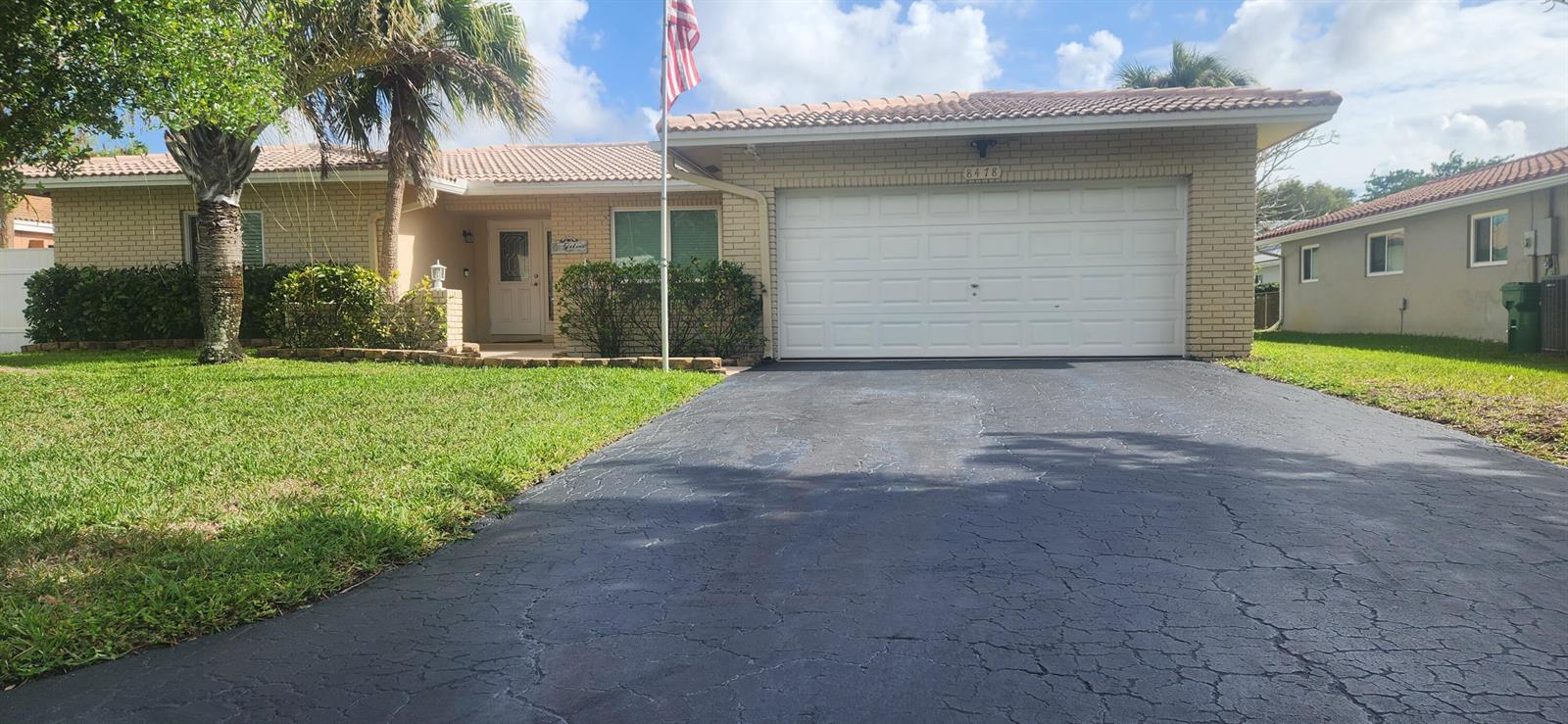 8478 NW 14th Court