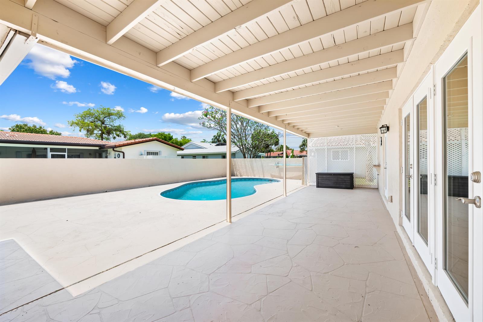 8478 NW 14th Court