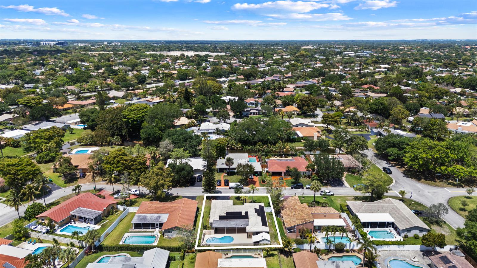 8478 NW 14th Court