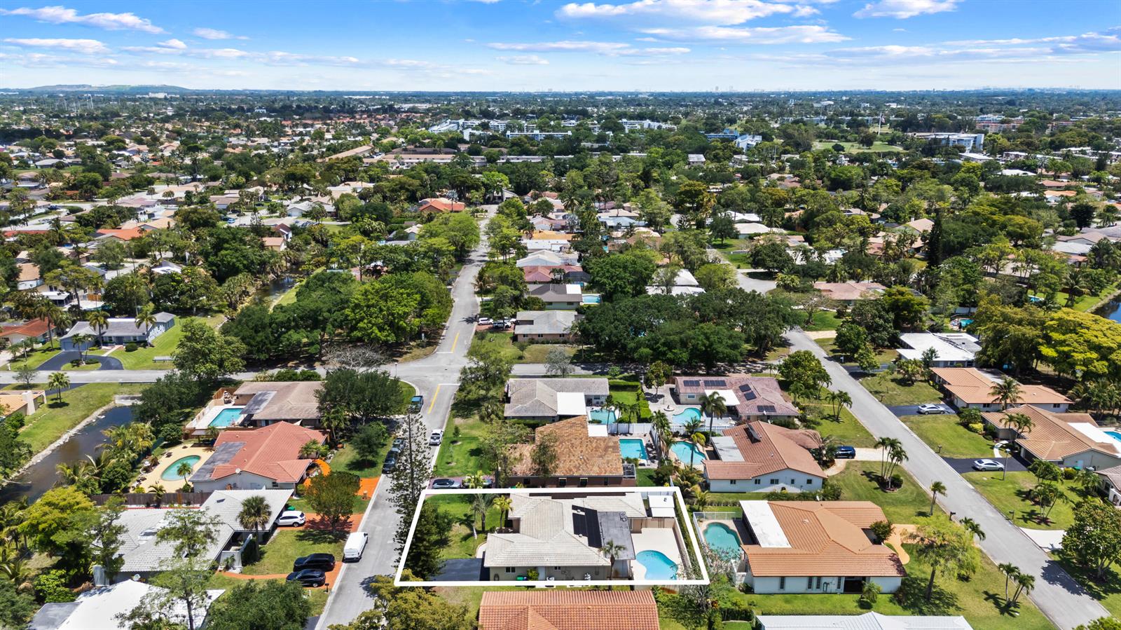 8478 NW 14th Court
