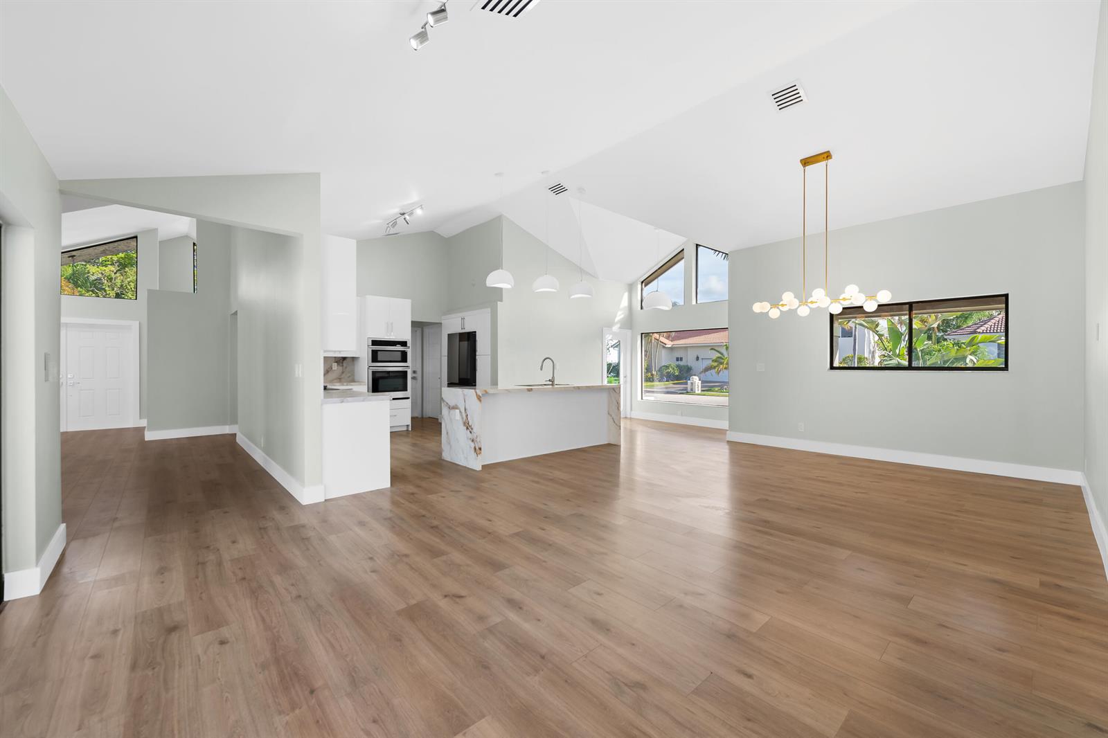 10141 SW 3rd Street