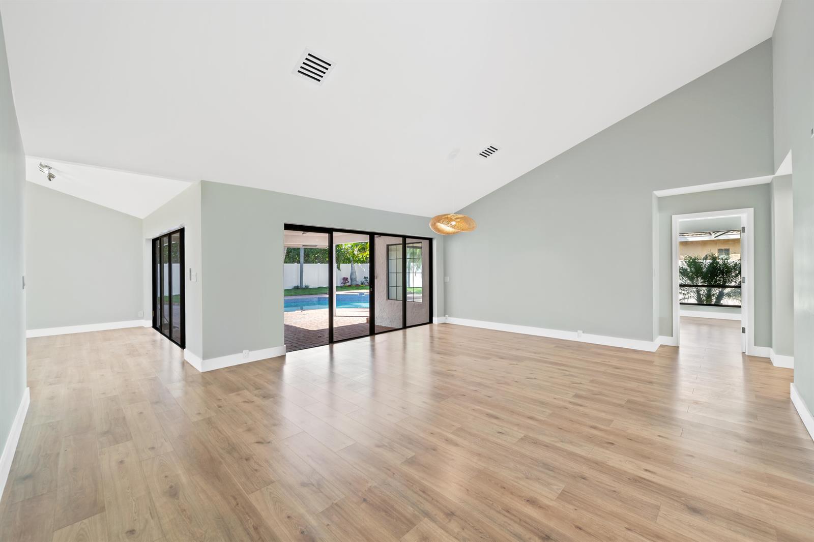 10141 SW 3rd Street