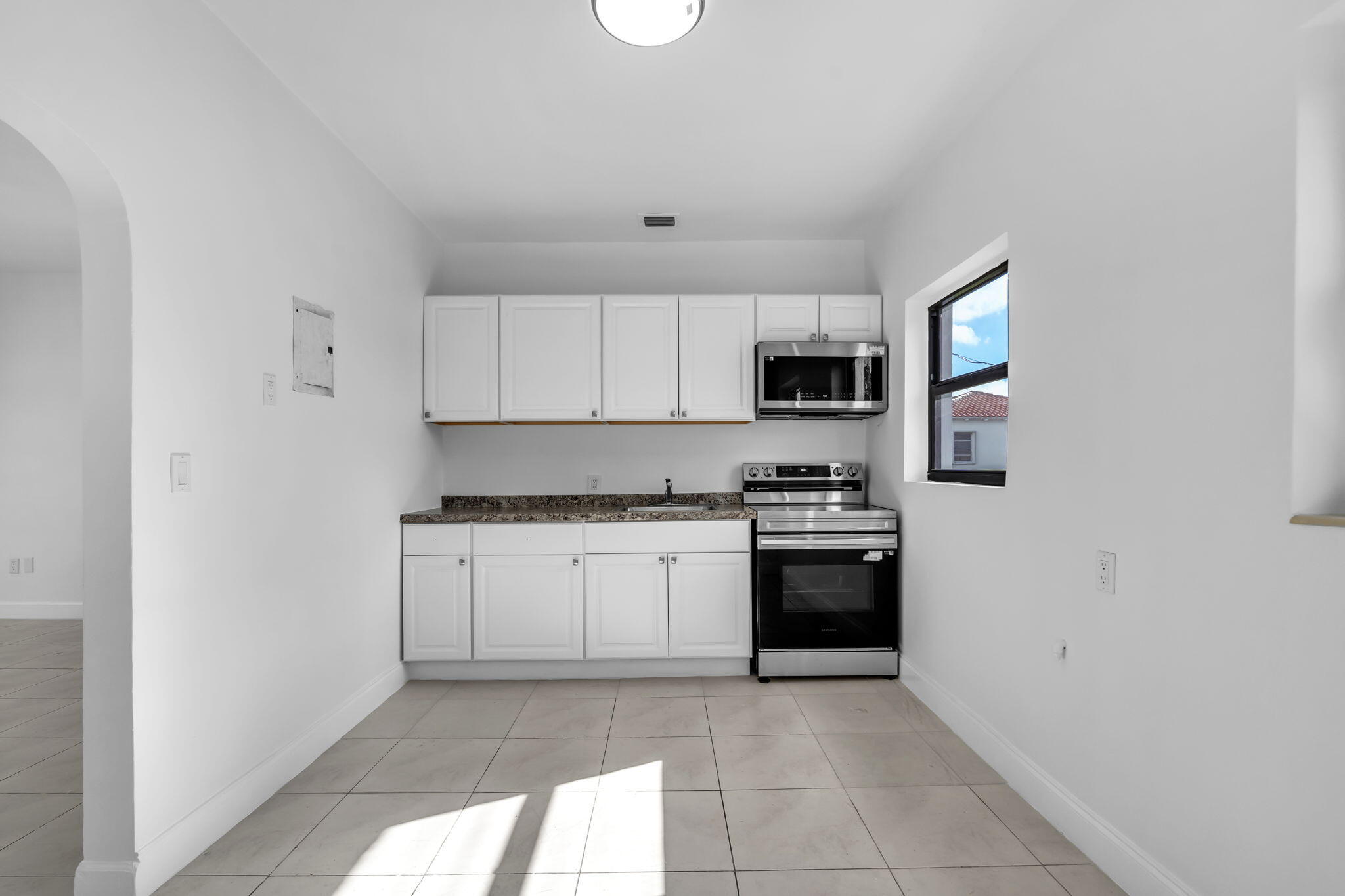 130 SW 31st Court 3