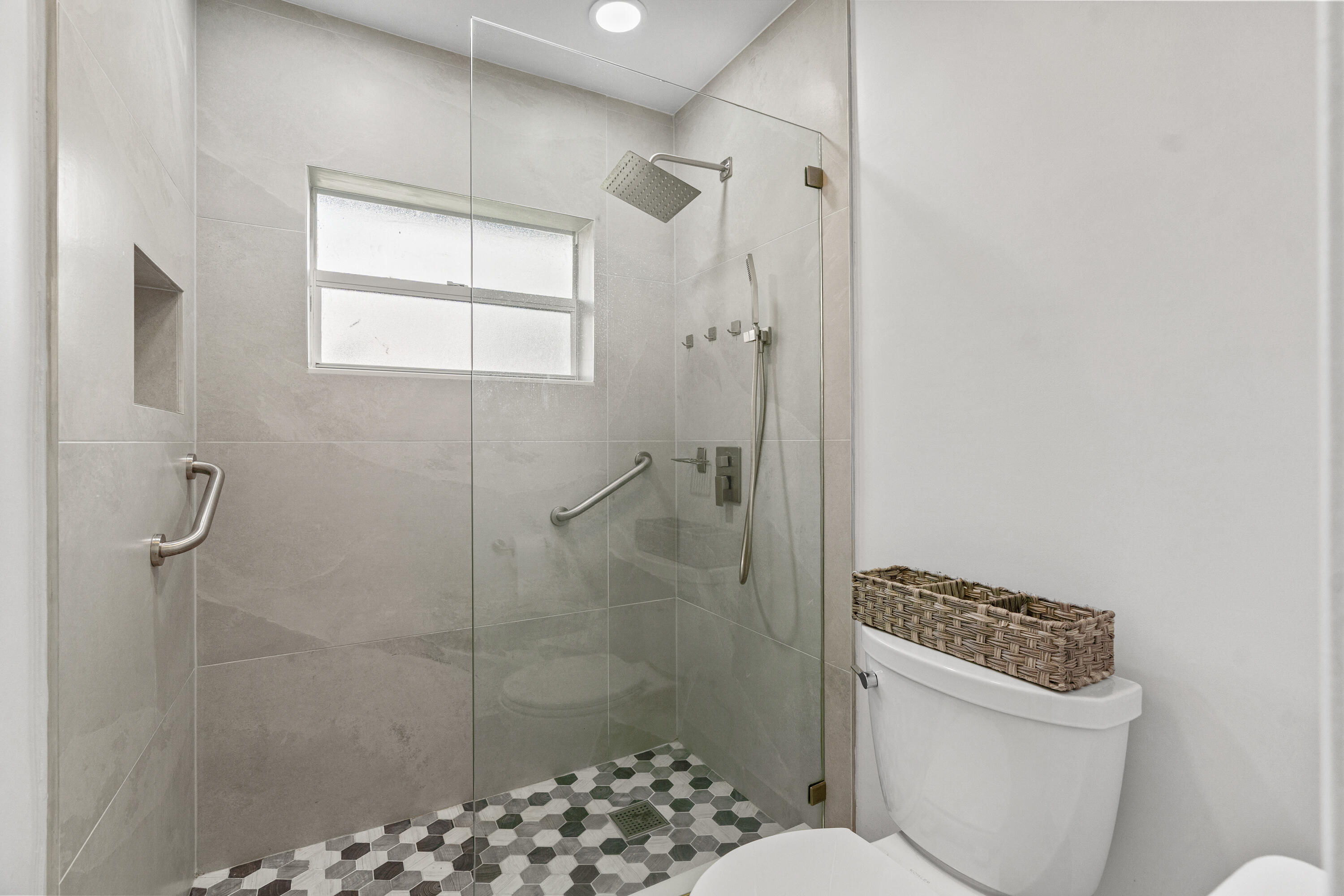 10027 Ramblewood Drive