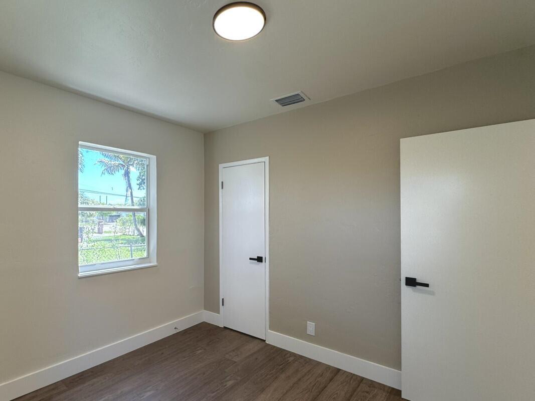 1525 NW 14th Court