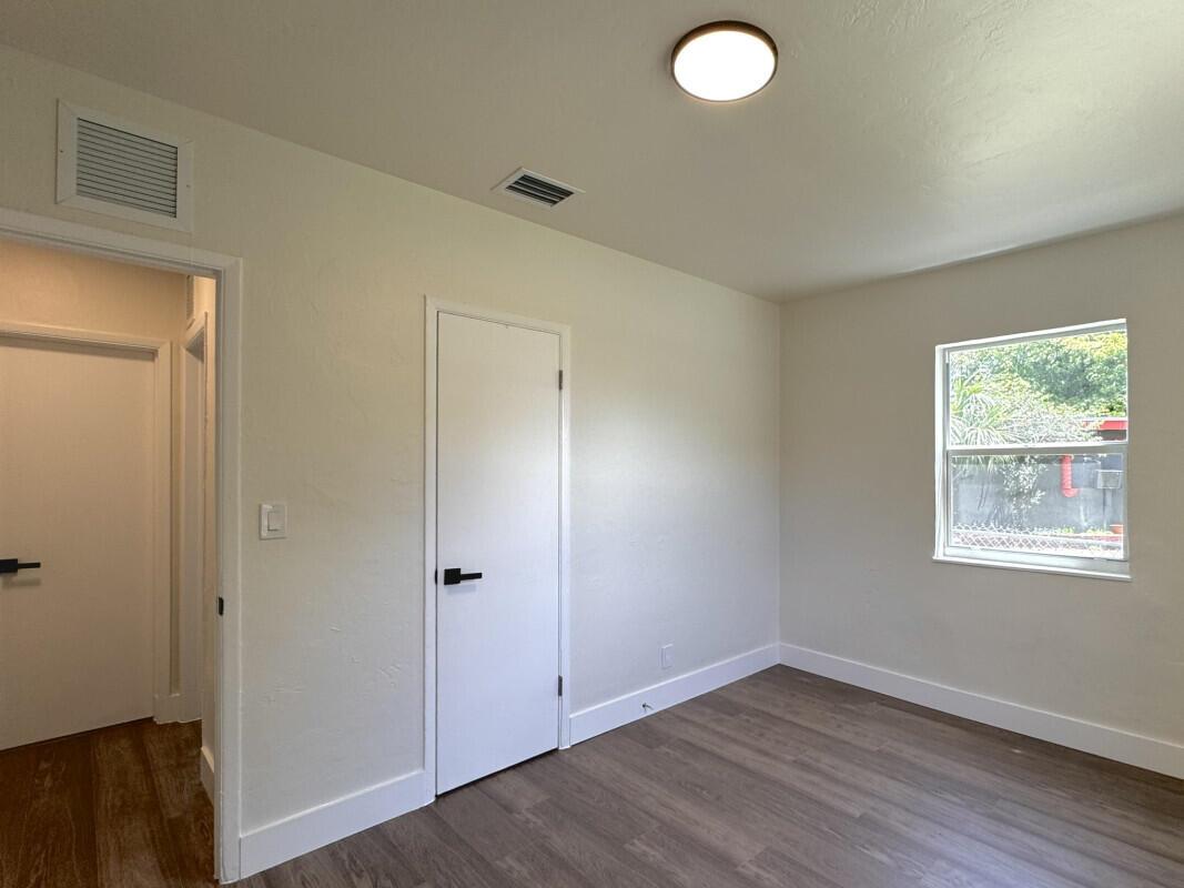 1525 NW 14th Court