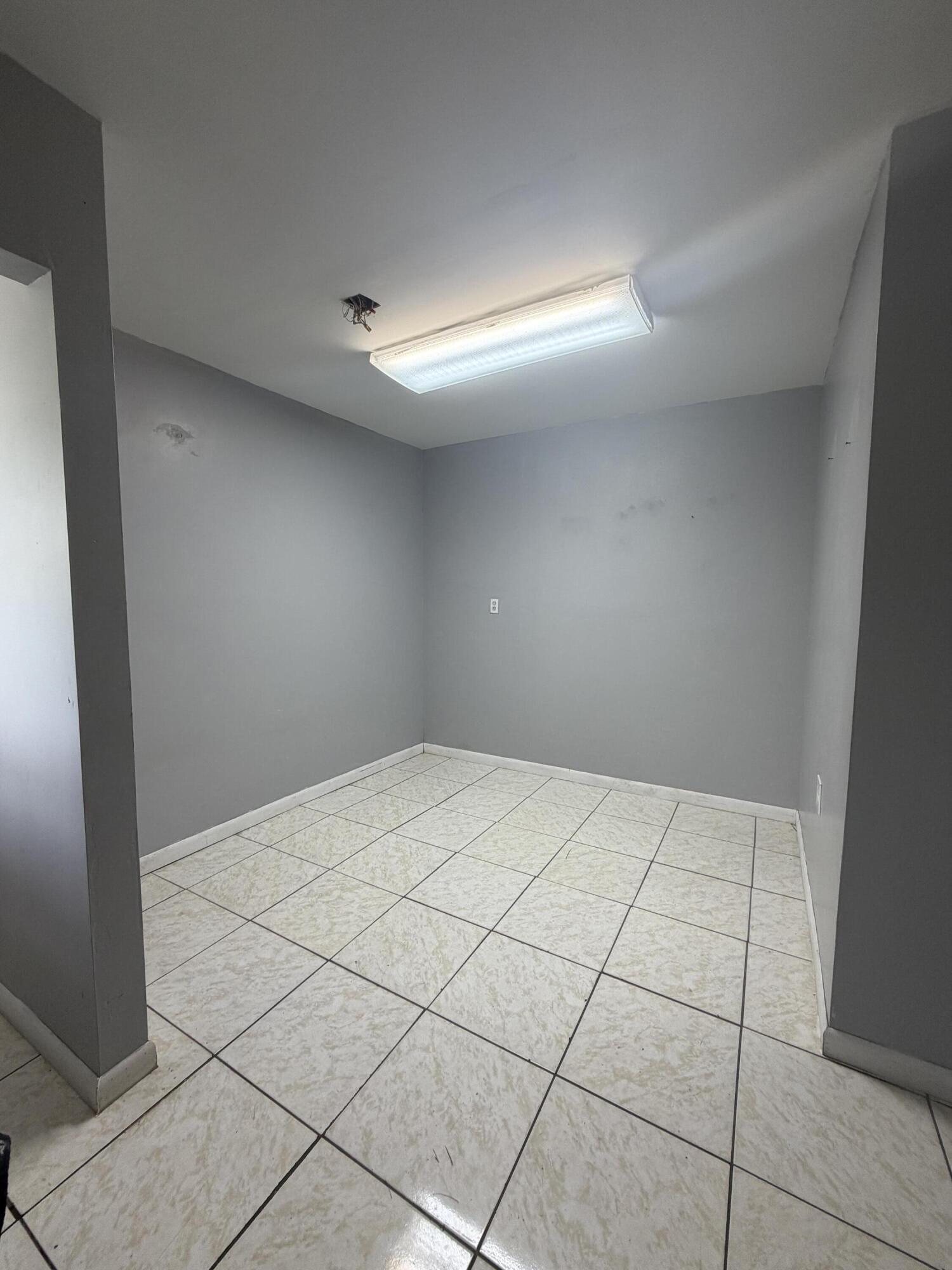 18533 SW 104th Avenue 3b