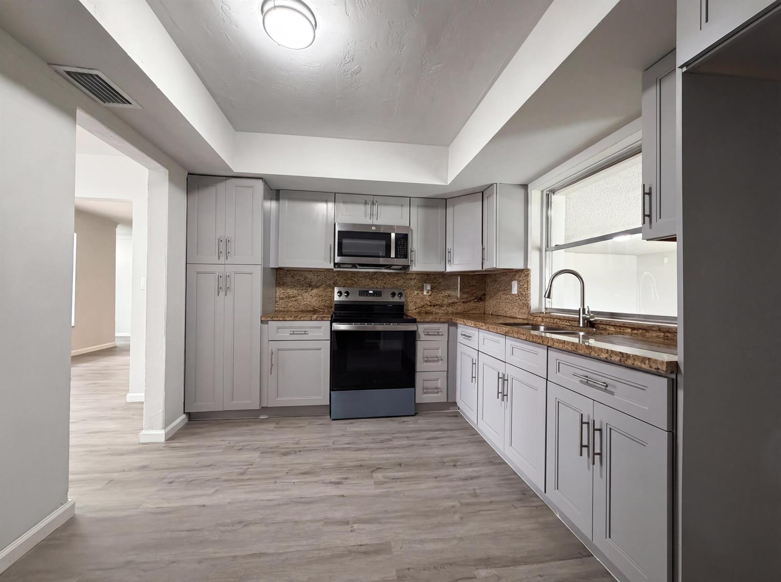 820 NW 78th Avenue