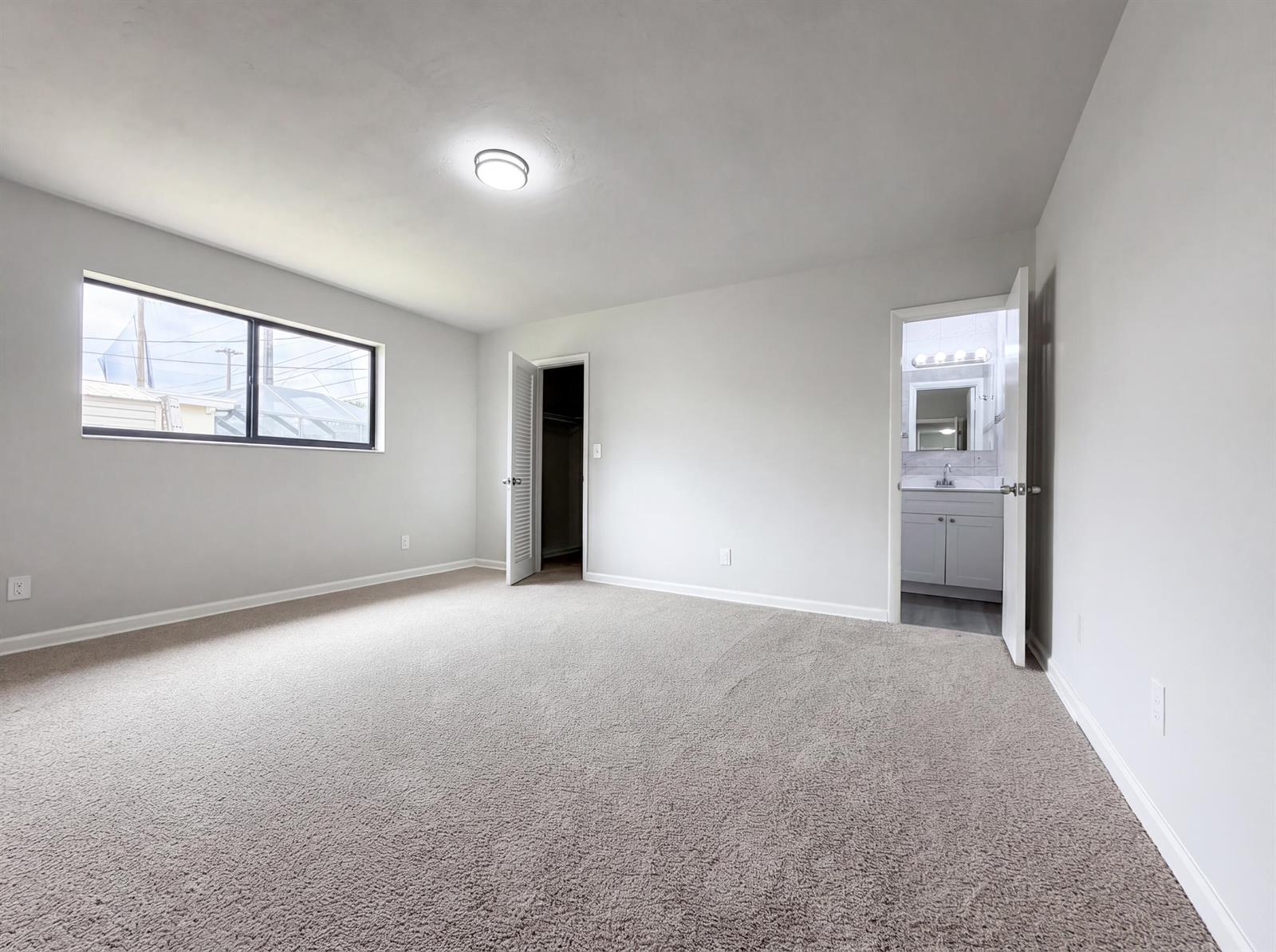 820 NW 78th Avenue