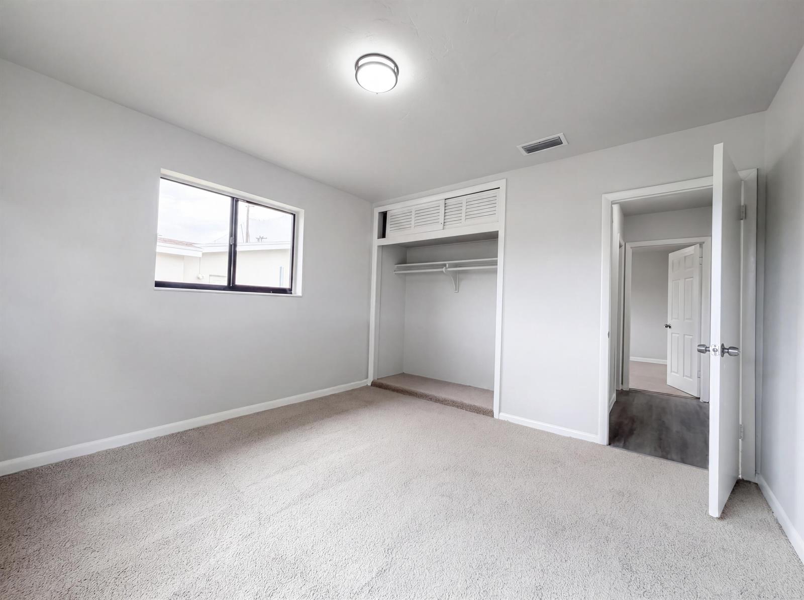 820 NW 78th Avenue