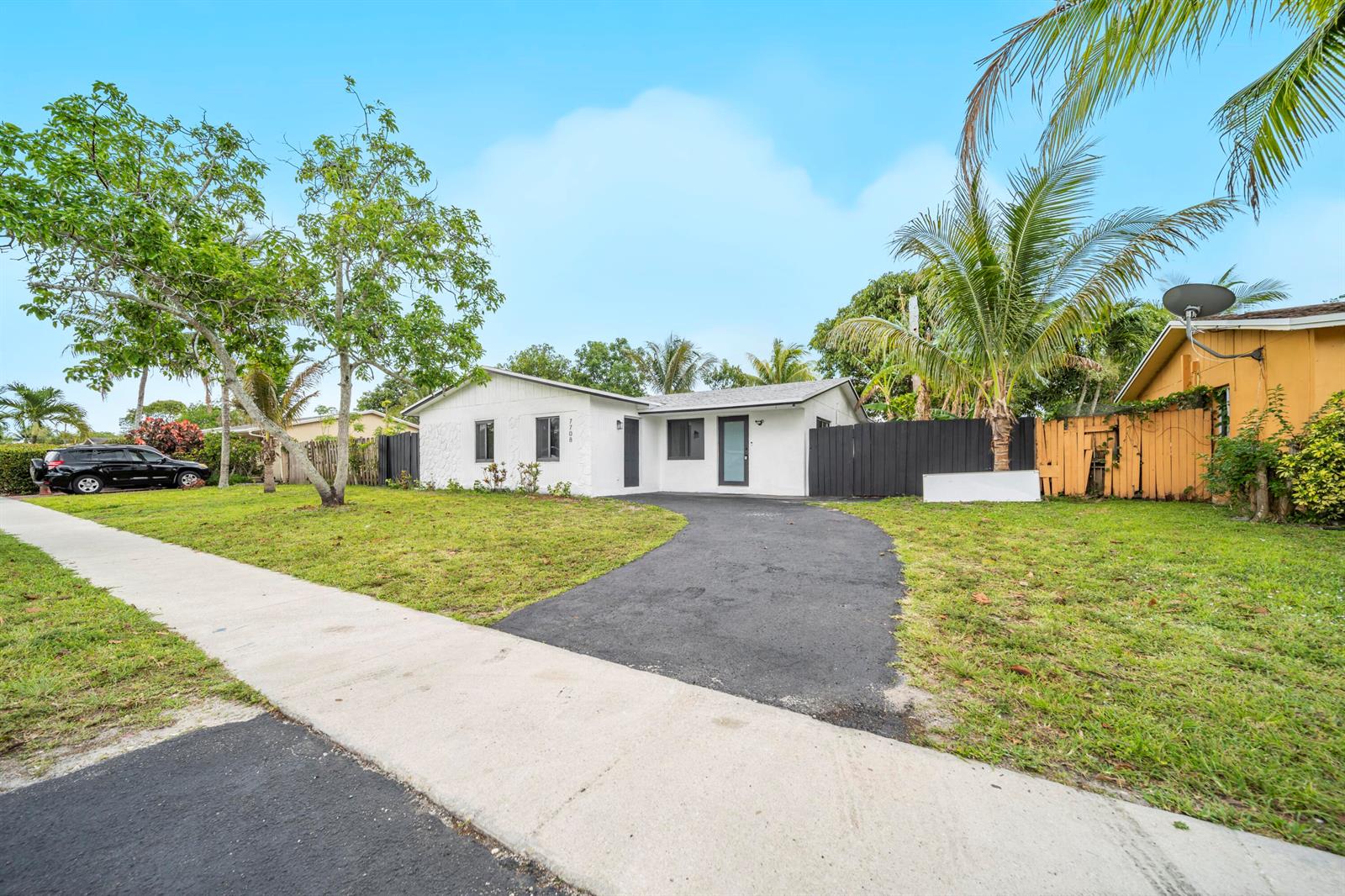7708 SW 9th Street
