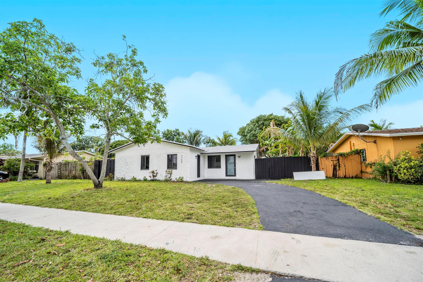 7708 SW 9th Street