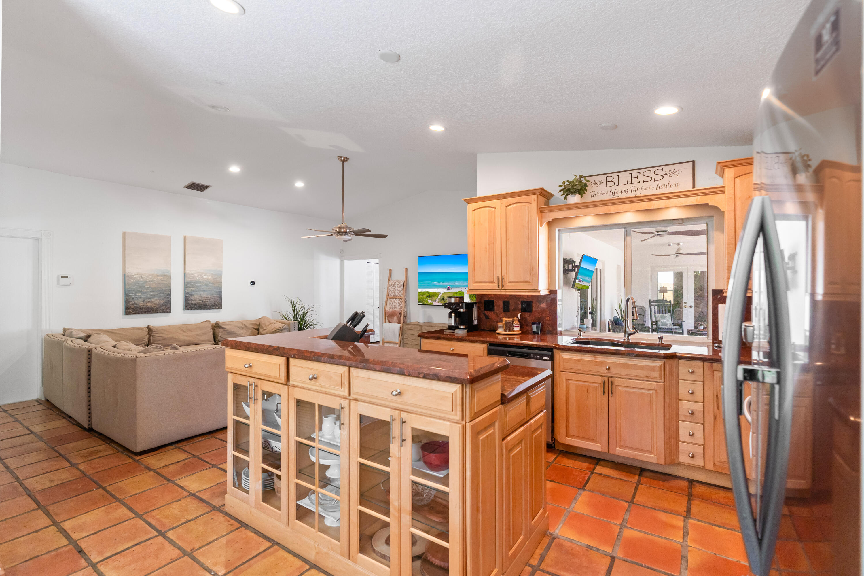 10885 NW 6th Street