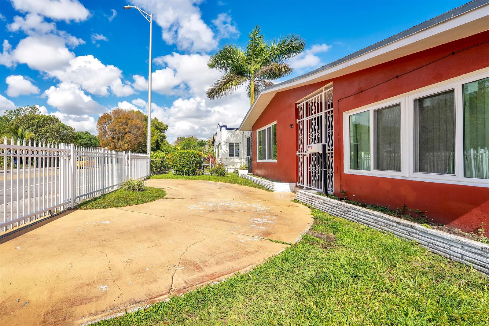 745 NW 46th Street