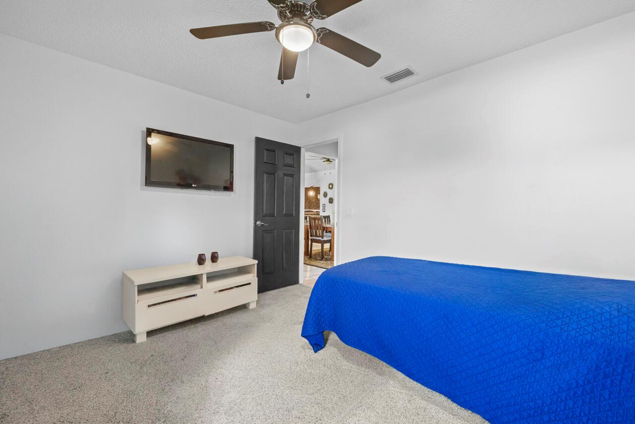 686 SW Hoffenberg Avenue, Port St. Lucie