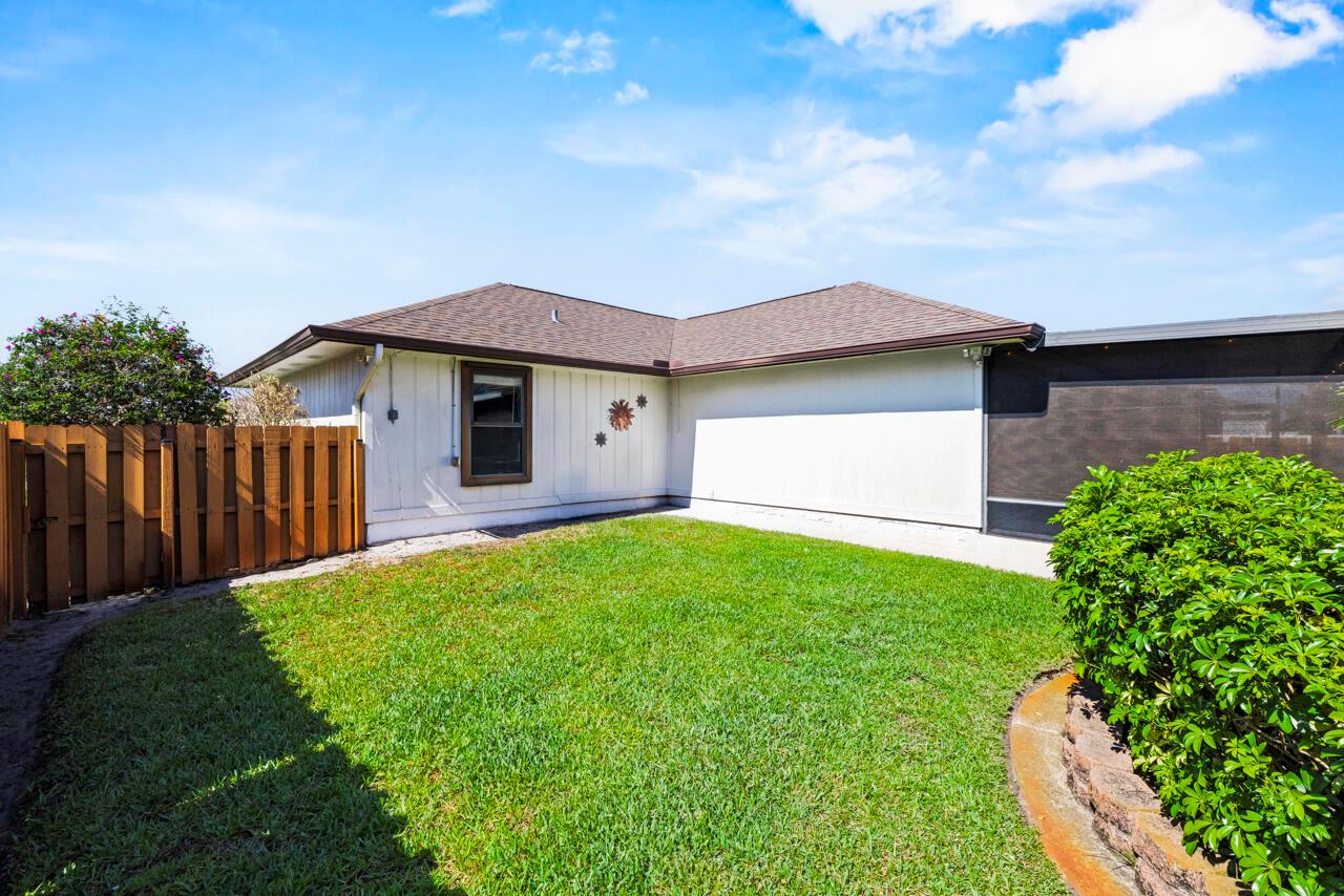 686 SW Hoffenberg Avenue, Port St. Lucie