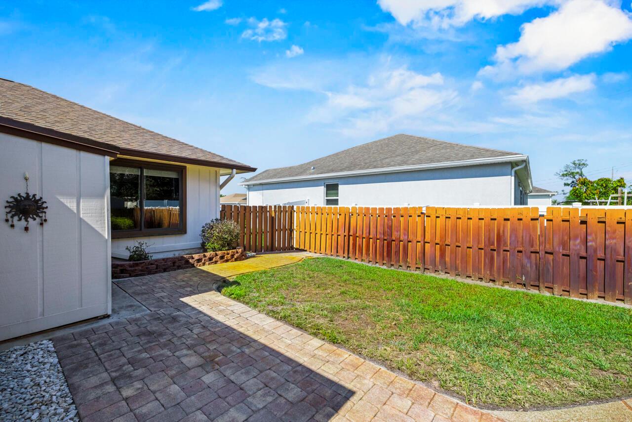686 SW Hoffenberg Avenue, Port St. Lucie