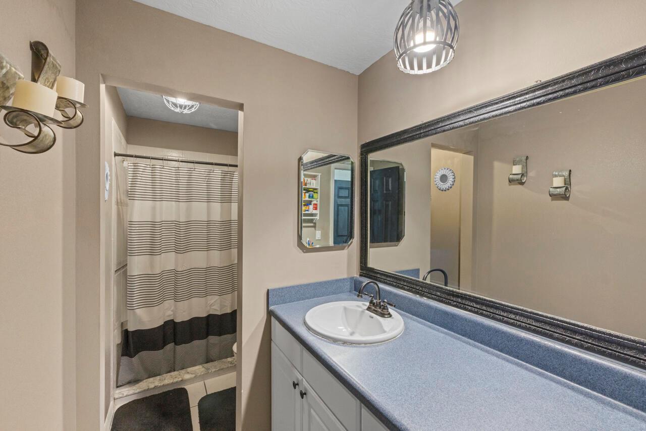 686 SW Hoffenberg Avenue, Port St. Lucie