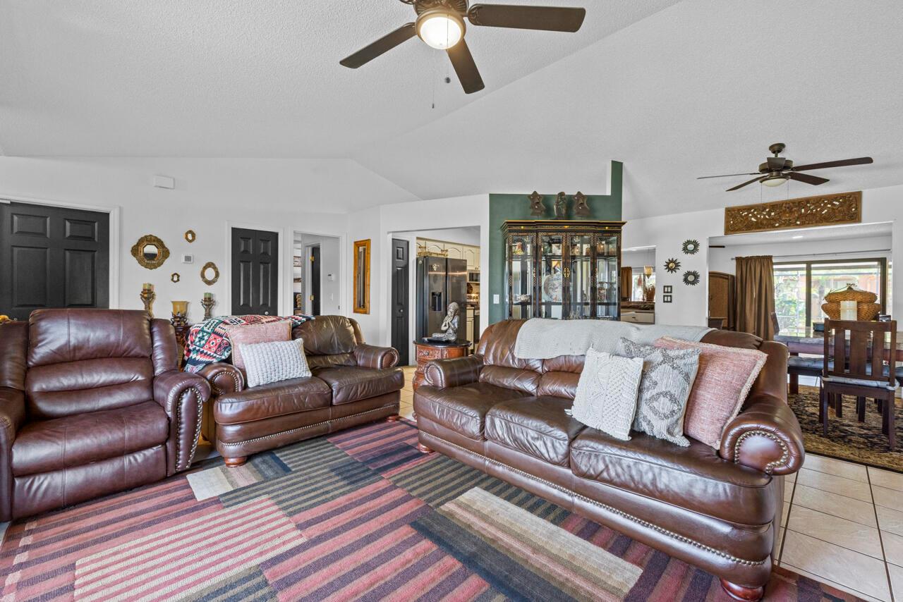 686 SW Hoffenberg Avenue, Port St. Lucie