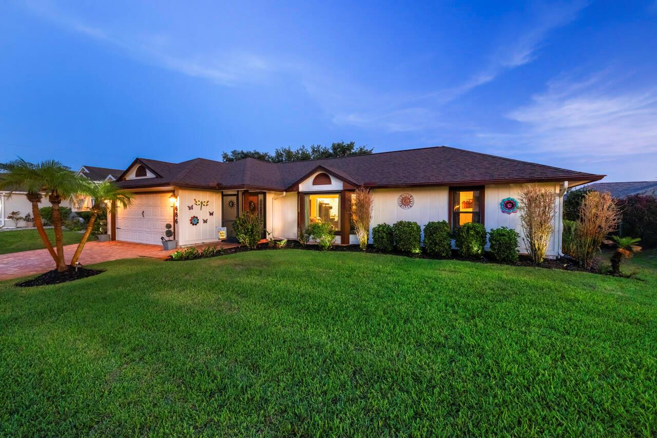 686 SW Hoffenberg Avenue, Port St. Lucie