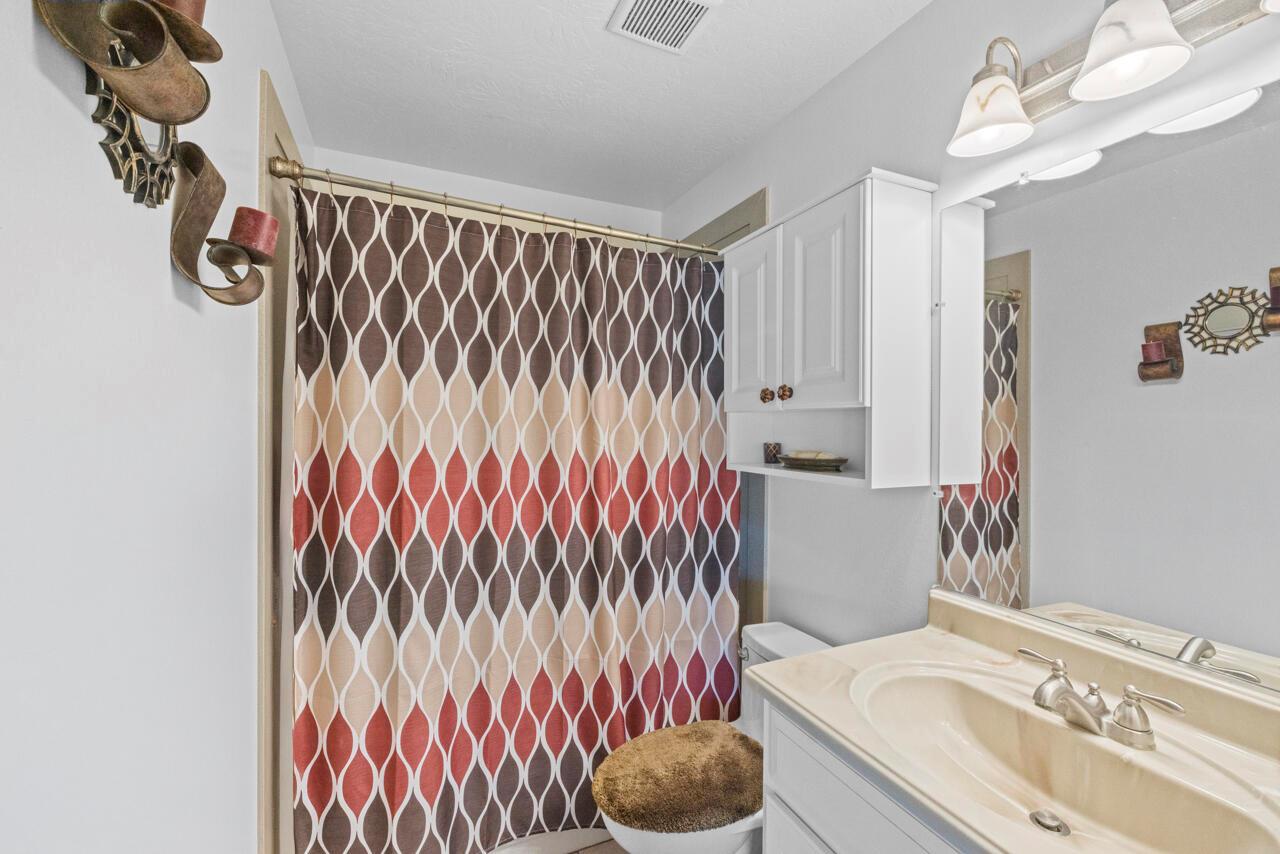 686 SW Hoffenberg Avenue, Port St. Lucie