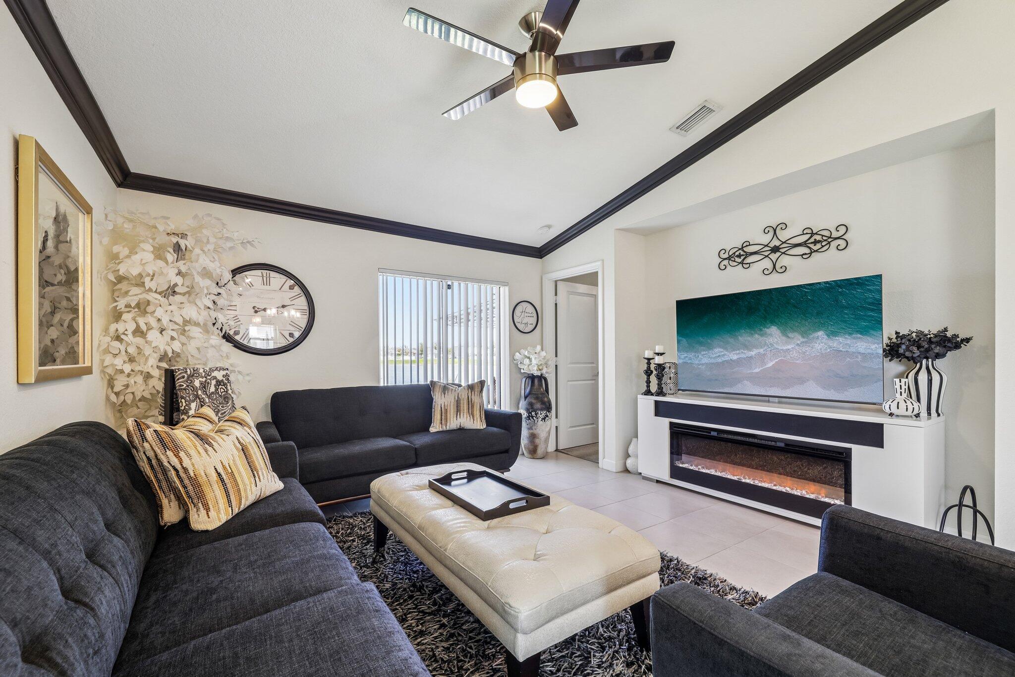 923 Bent Creek Drive