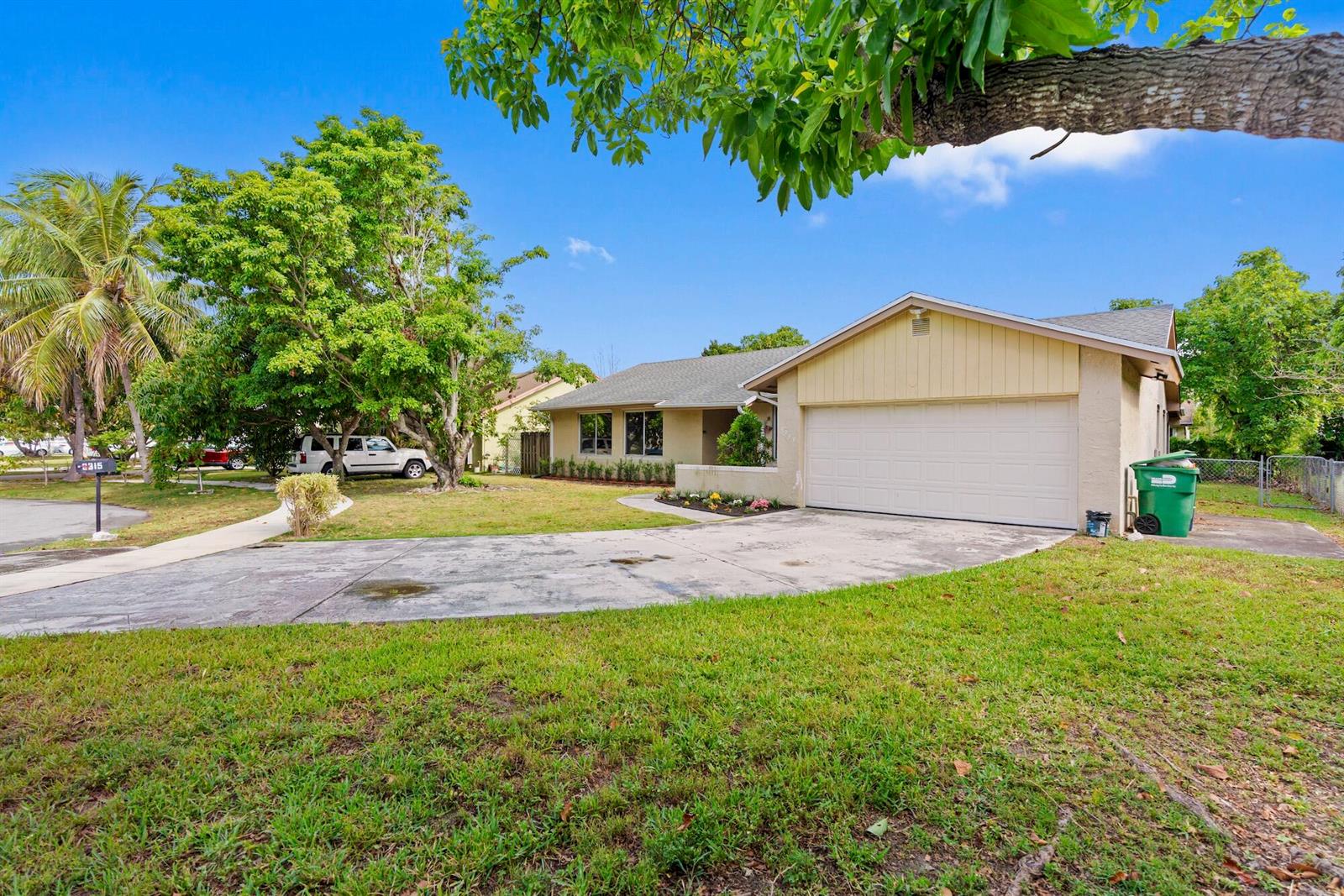 9315 SW 170th Lane