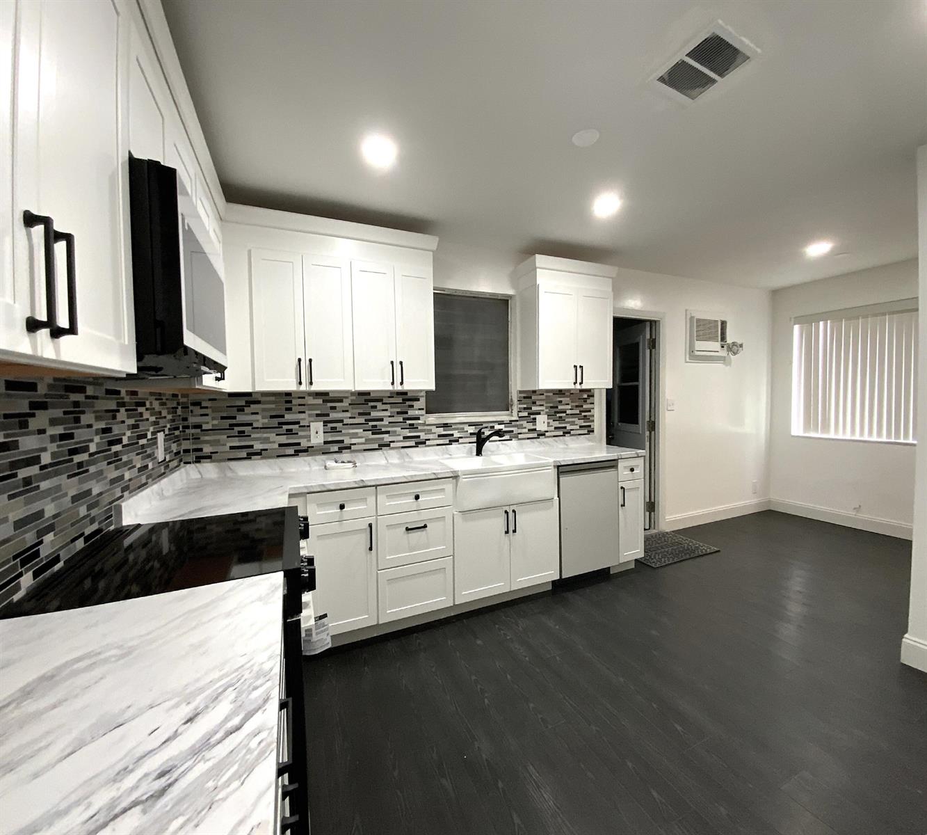 3521 NW 29th Street