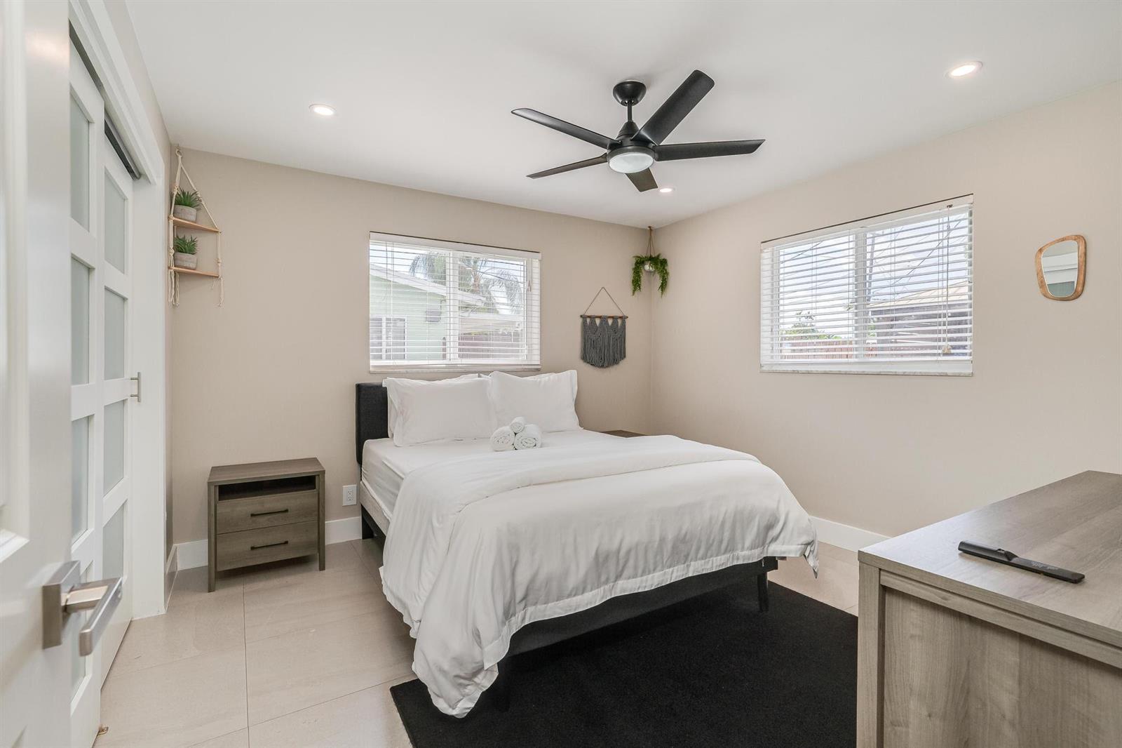 300 SE 8th Court