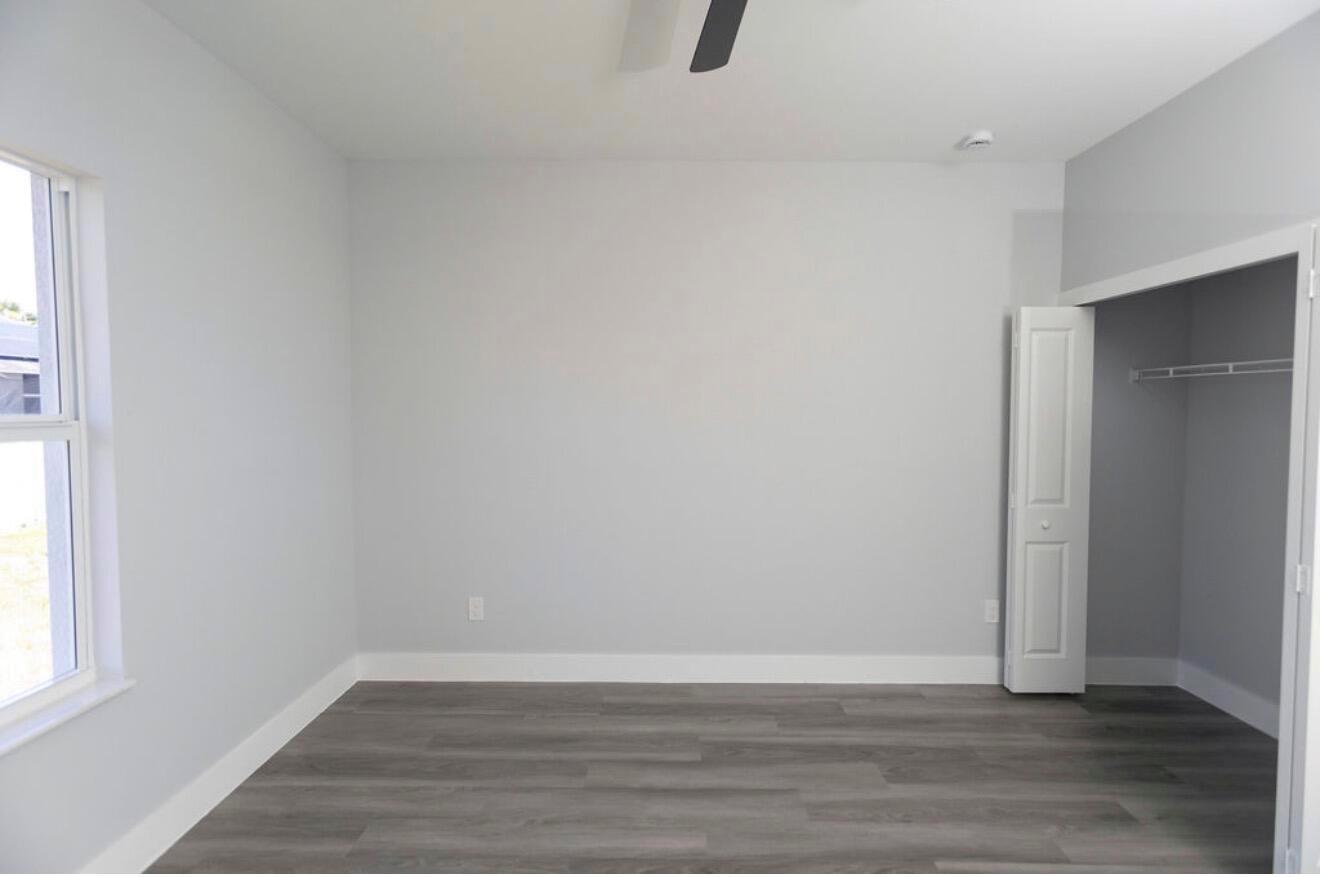 1221 SW Alcantarra Boulevard, Port St. Lucie