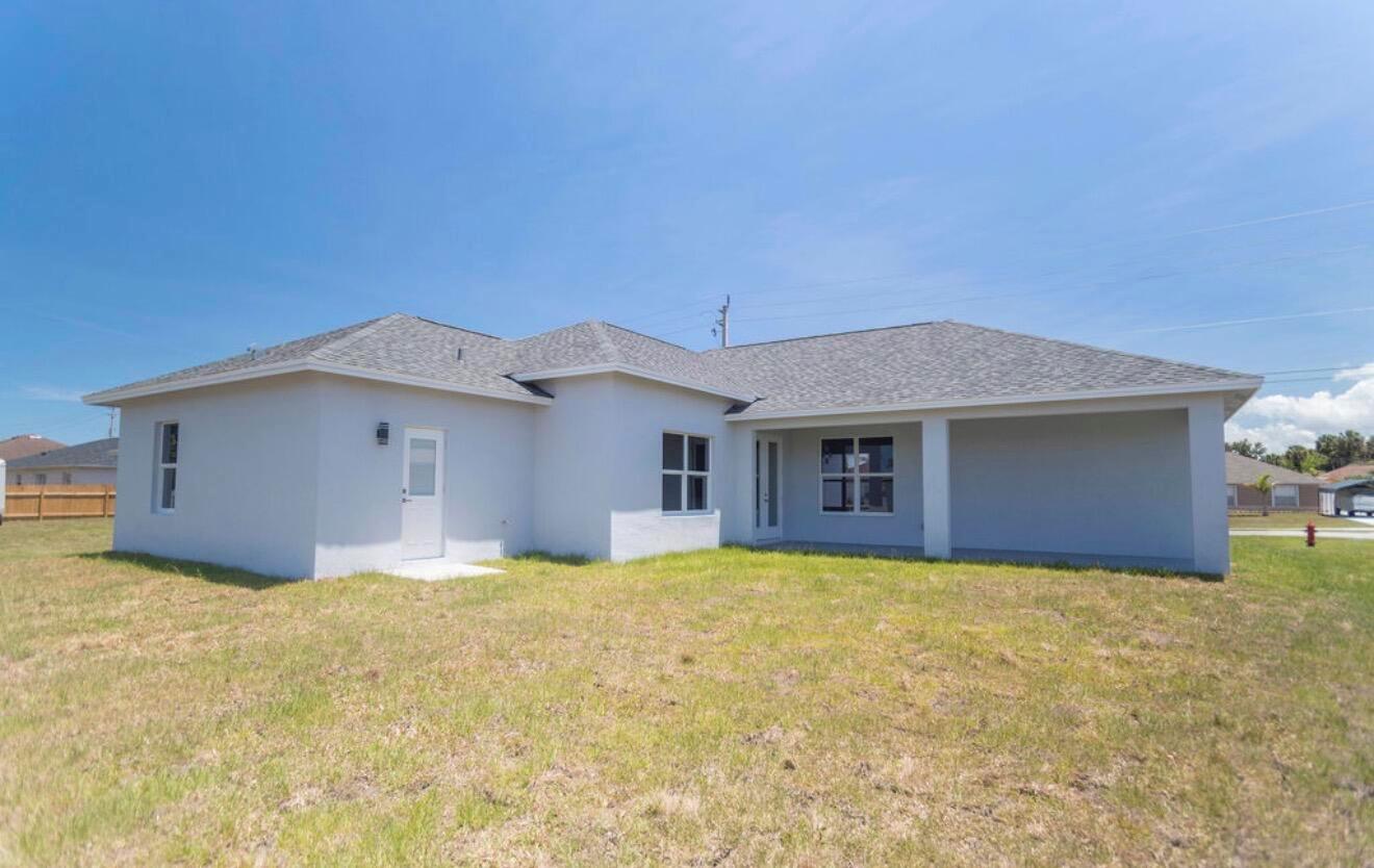 1221 SW Alcantarra Boulevard, Port St. Lucie