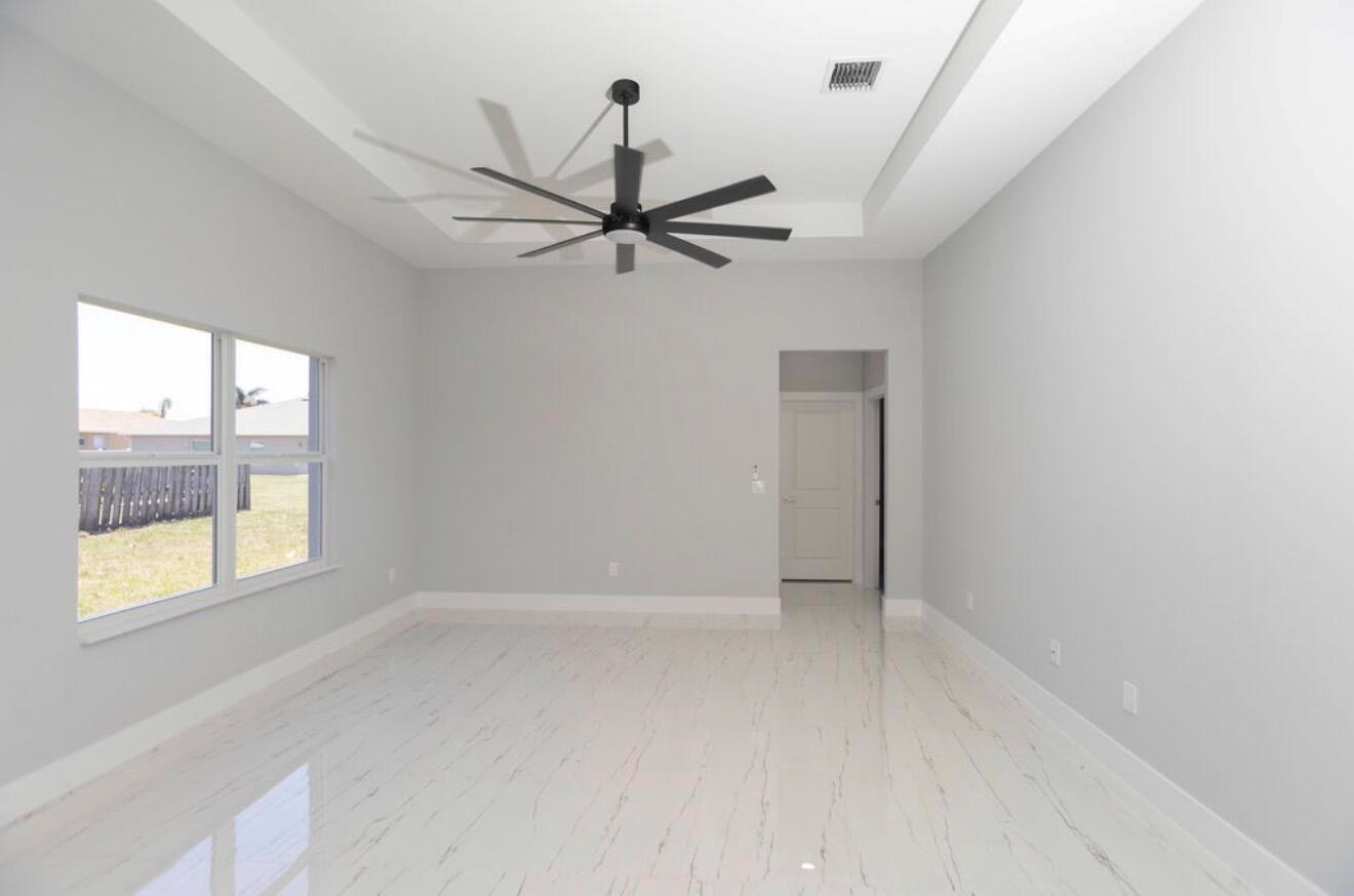 1221 SW Alcantarra Boulevard, Port St. Lucie
