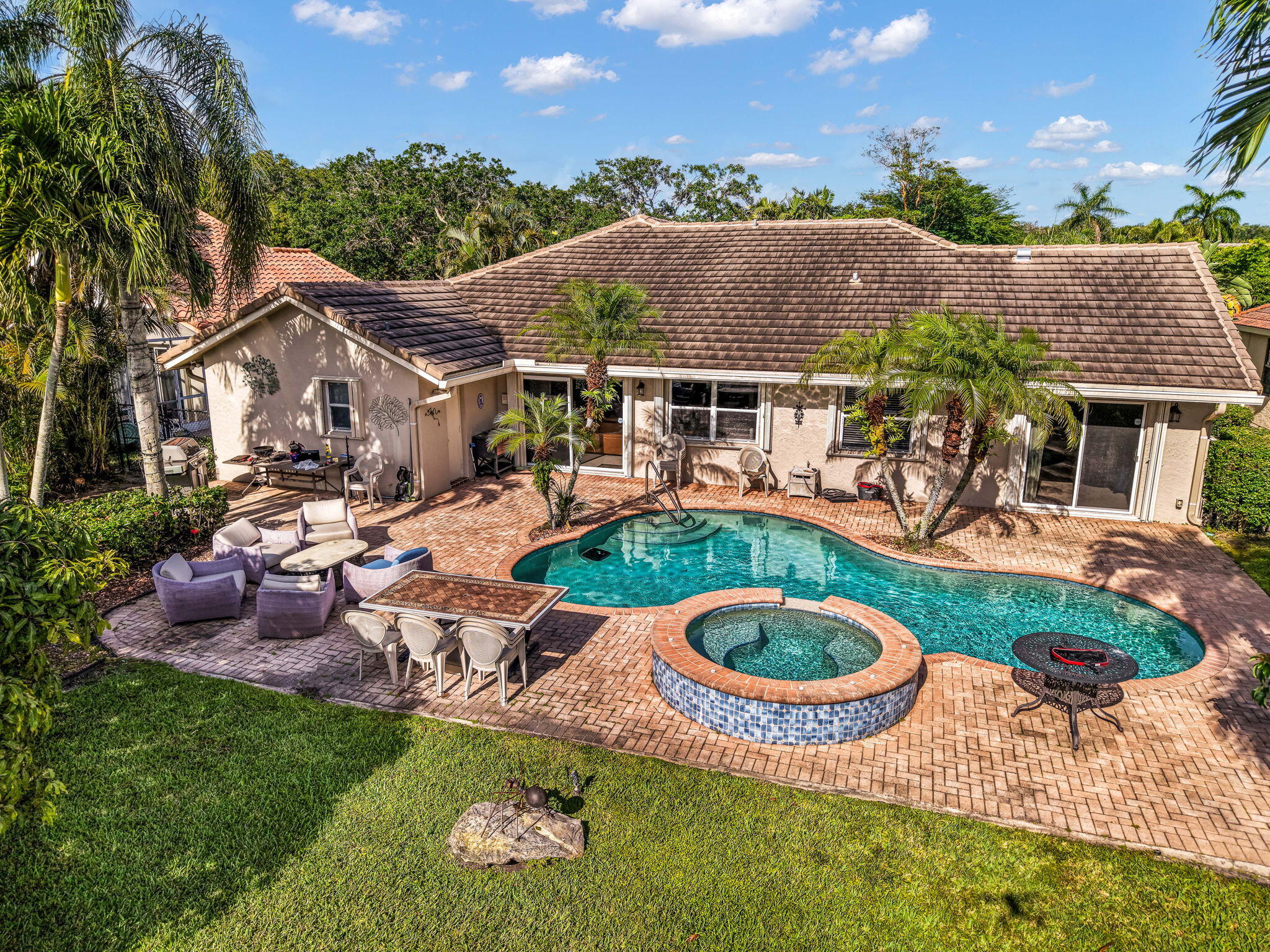 3171 Overlook Road