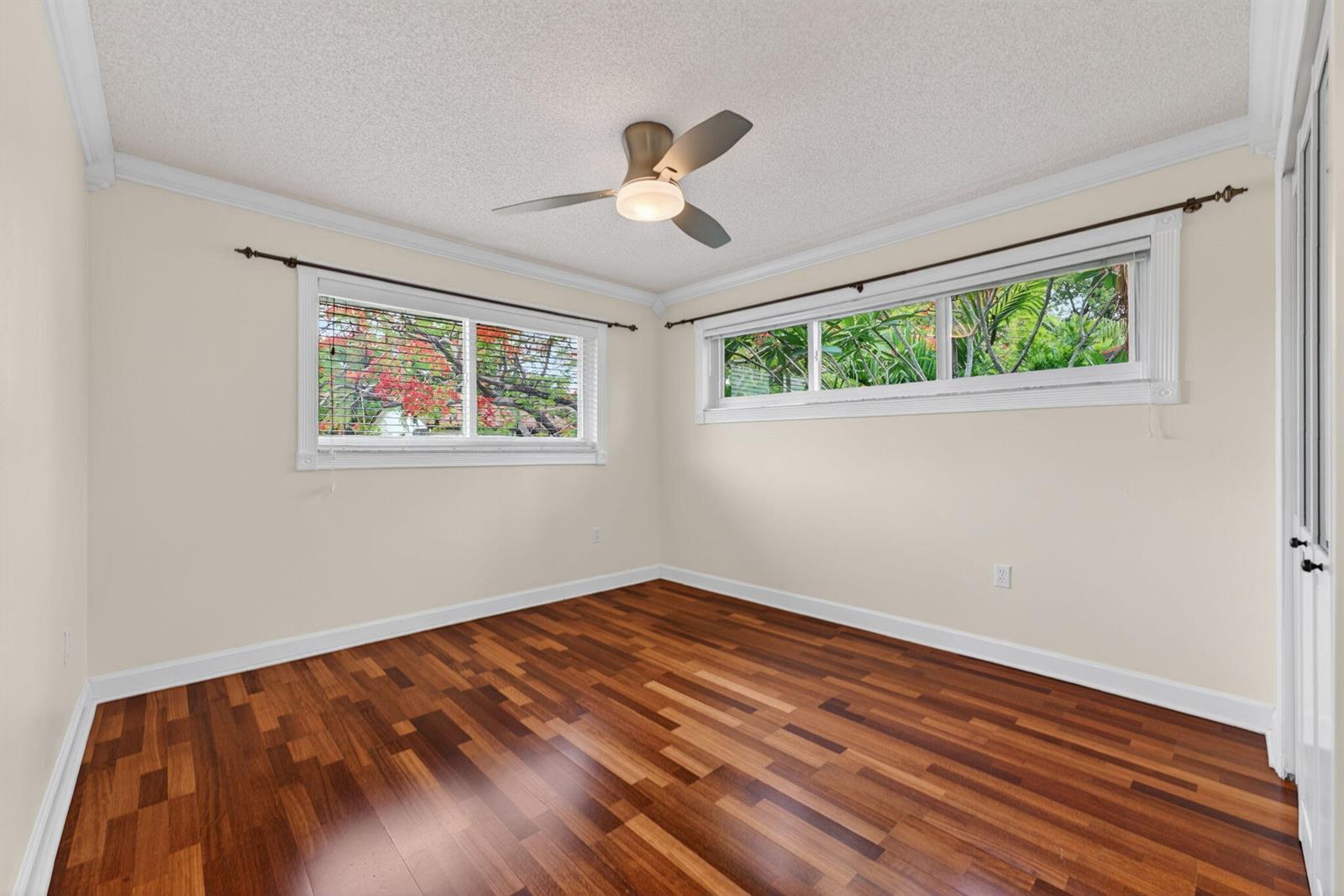 704 SW 89th Avenue