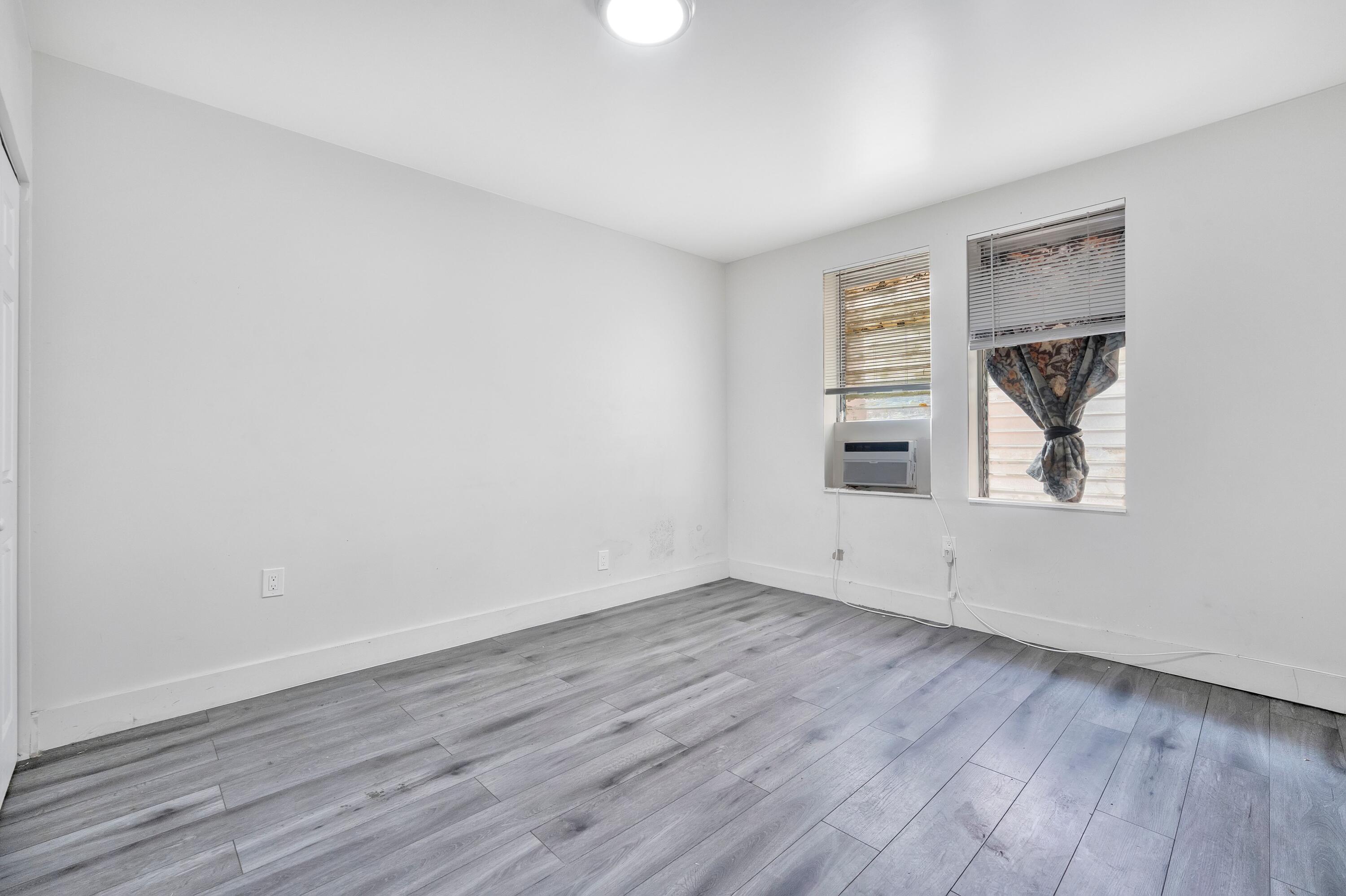 1554 SW 5th Street 3