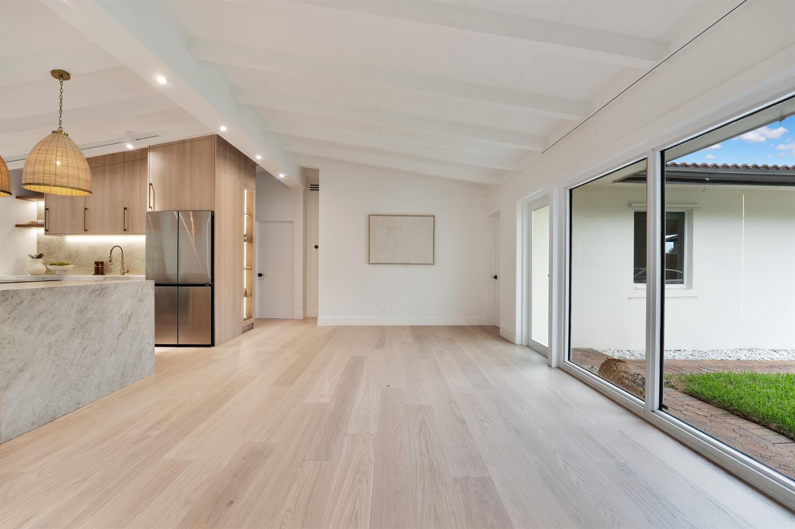 2524 Marathon Lane
