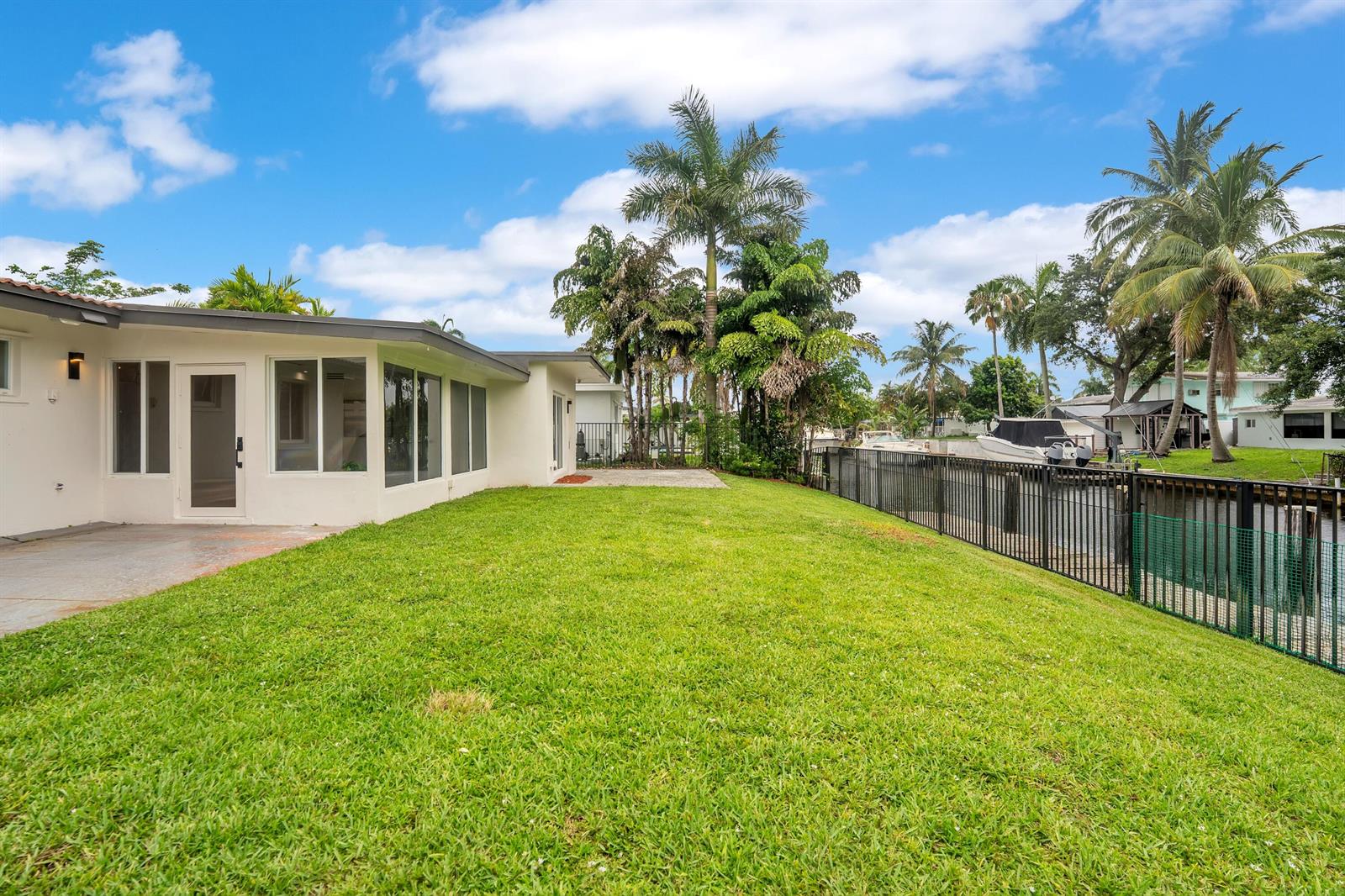 2524 Marathon Lane