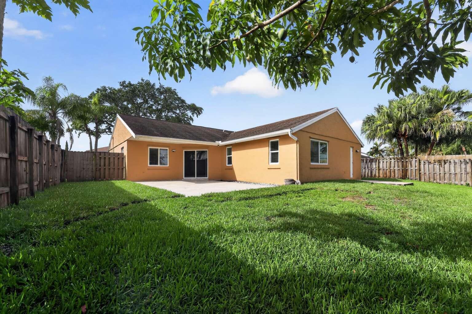 1329 SW 151st Way