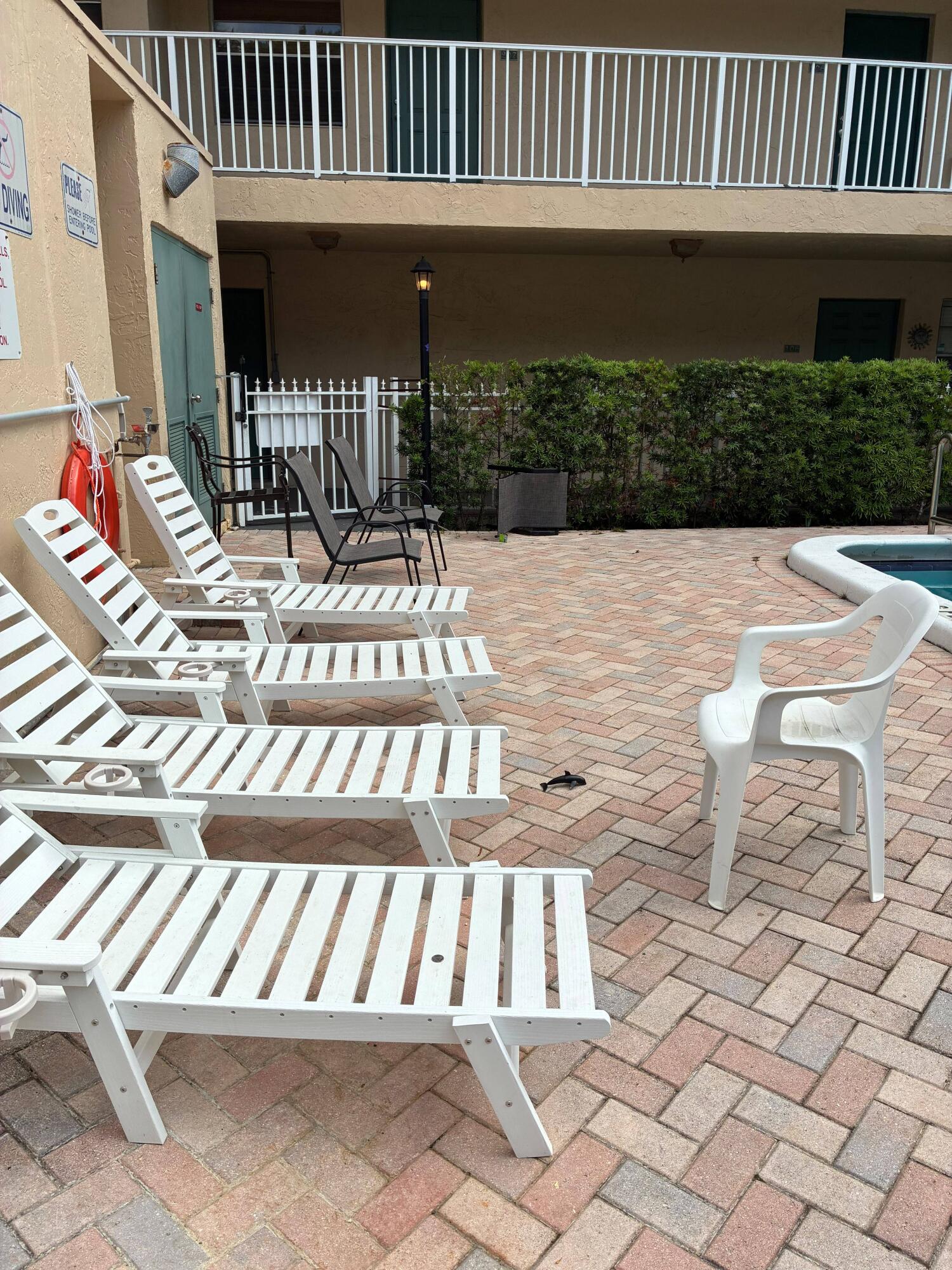 1300 Moffett Street 209