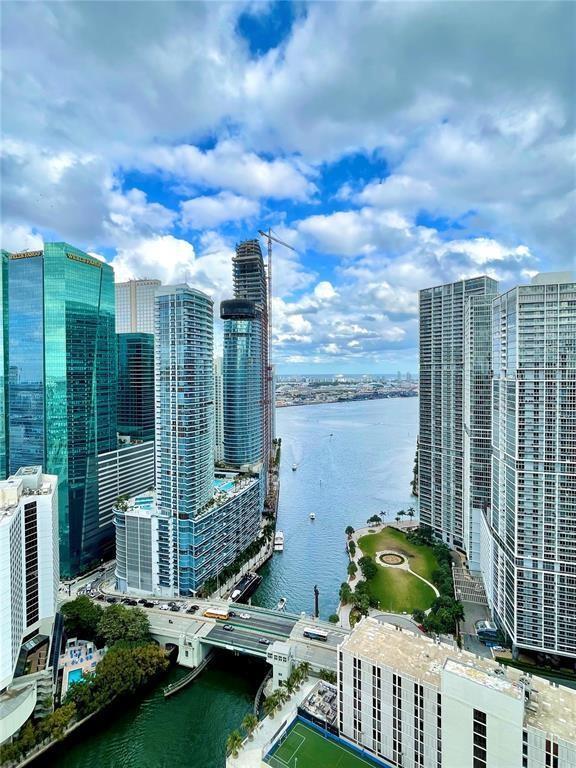 41 SE 5th Street # 1615