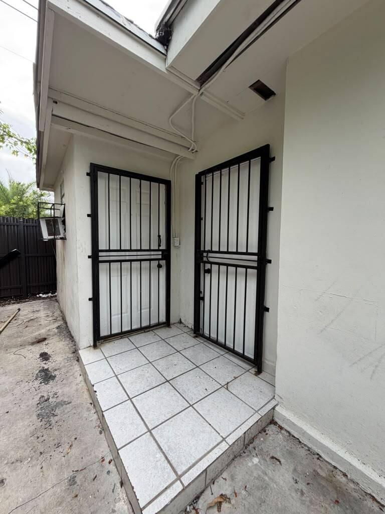 2135 NW 1st Terrace 2135