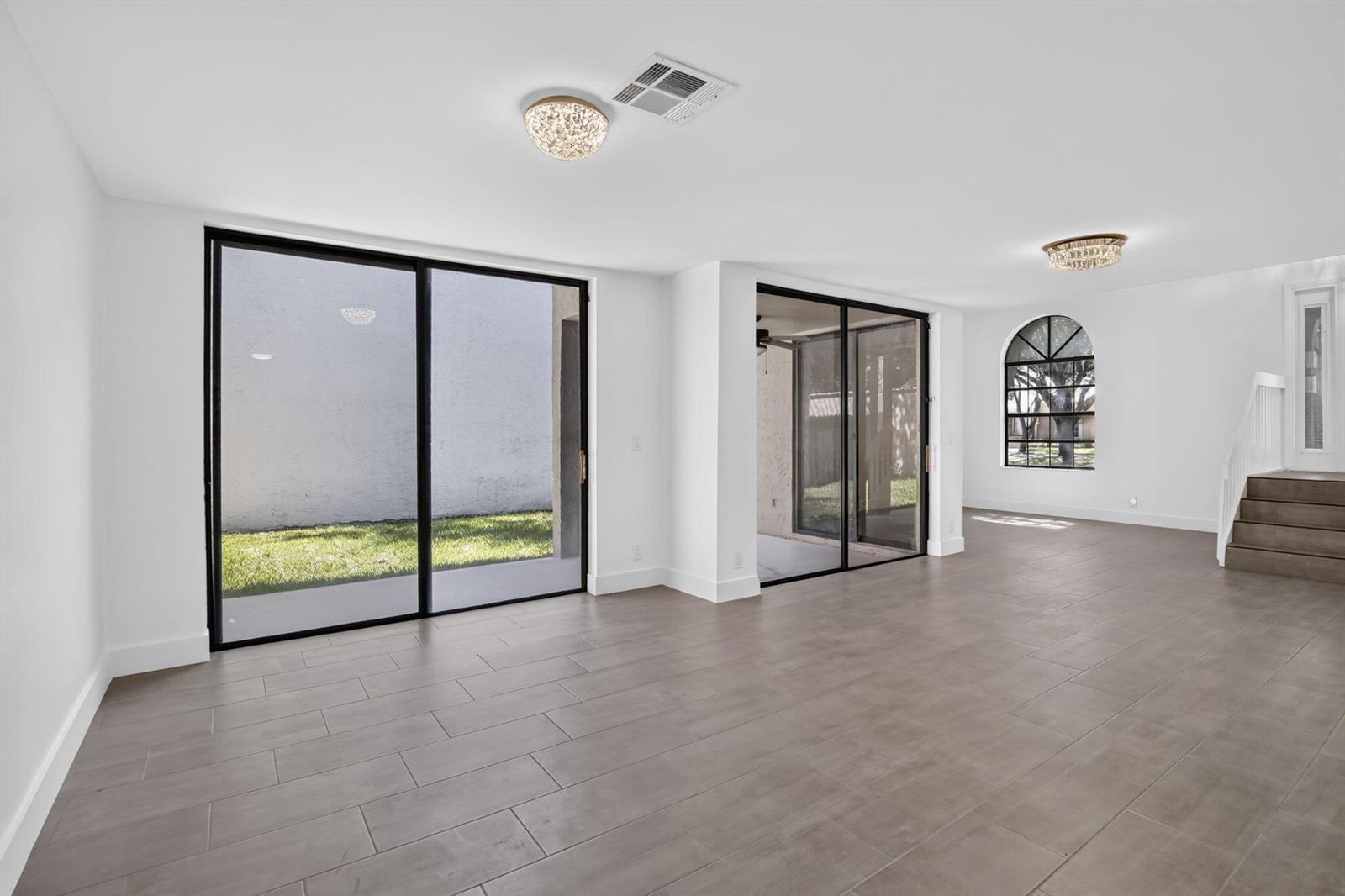 1671 NW 107th Lane