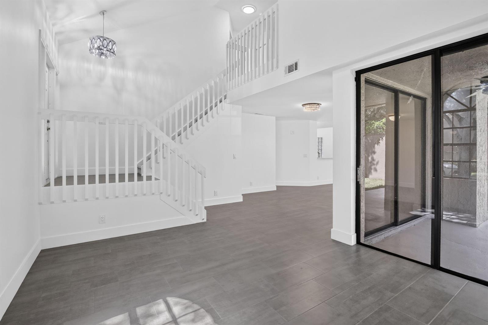 1671 NW 107th Lane