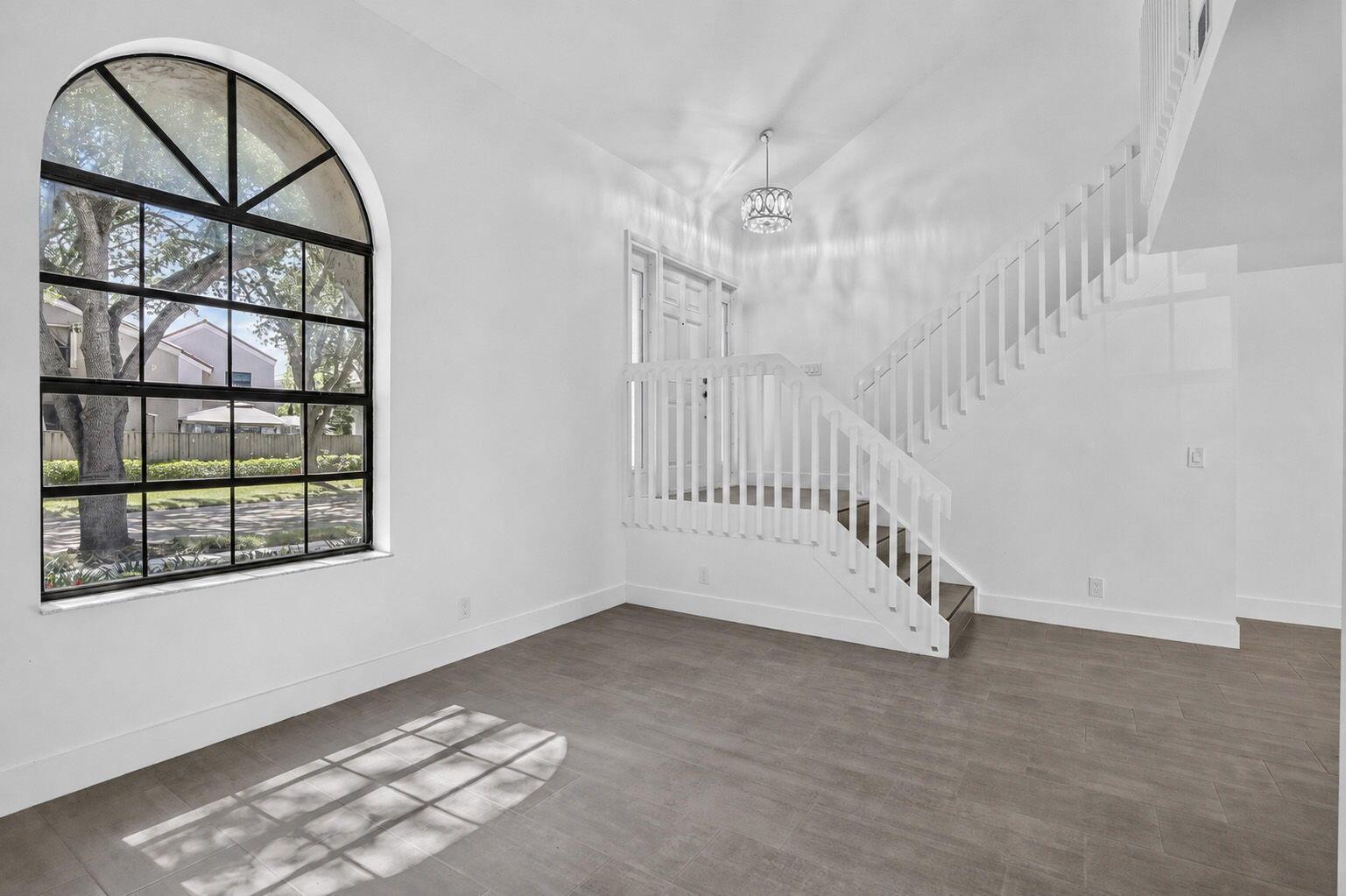 1671 NW 107th Lane