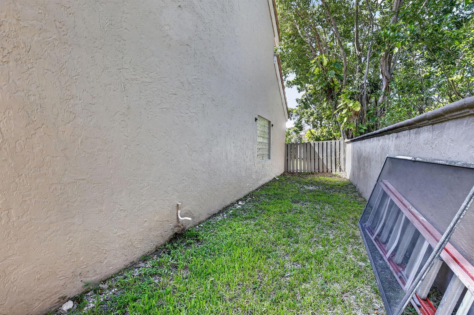 1671 NW 107th Lane