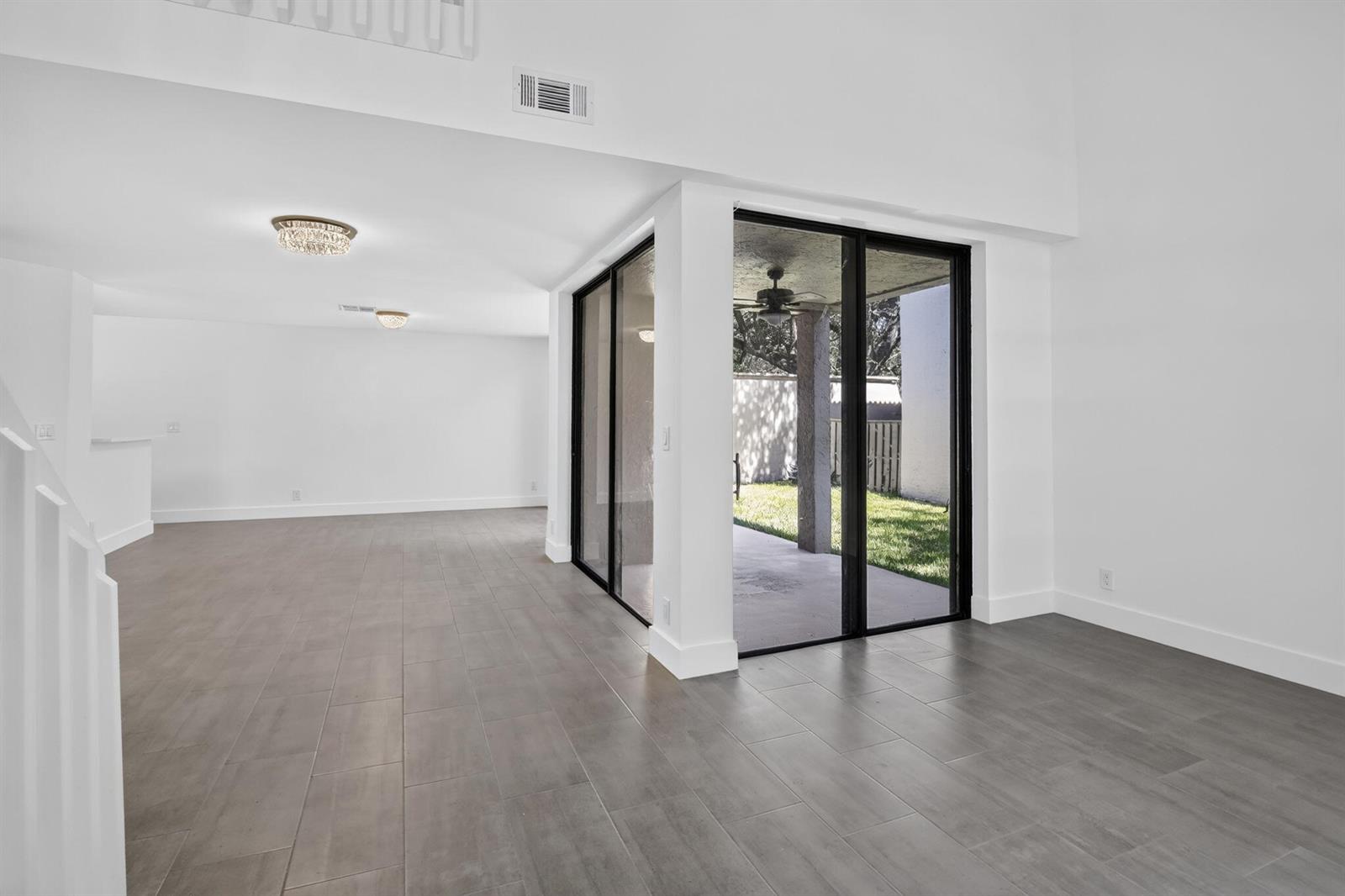 1671 NW 107th Lane